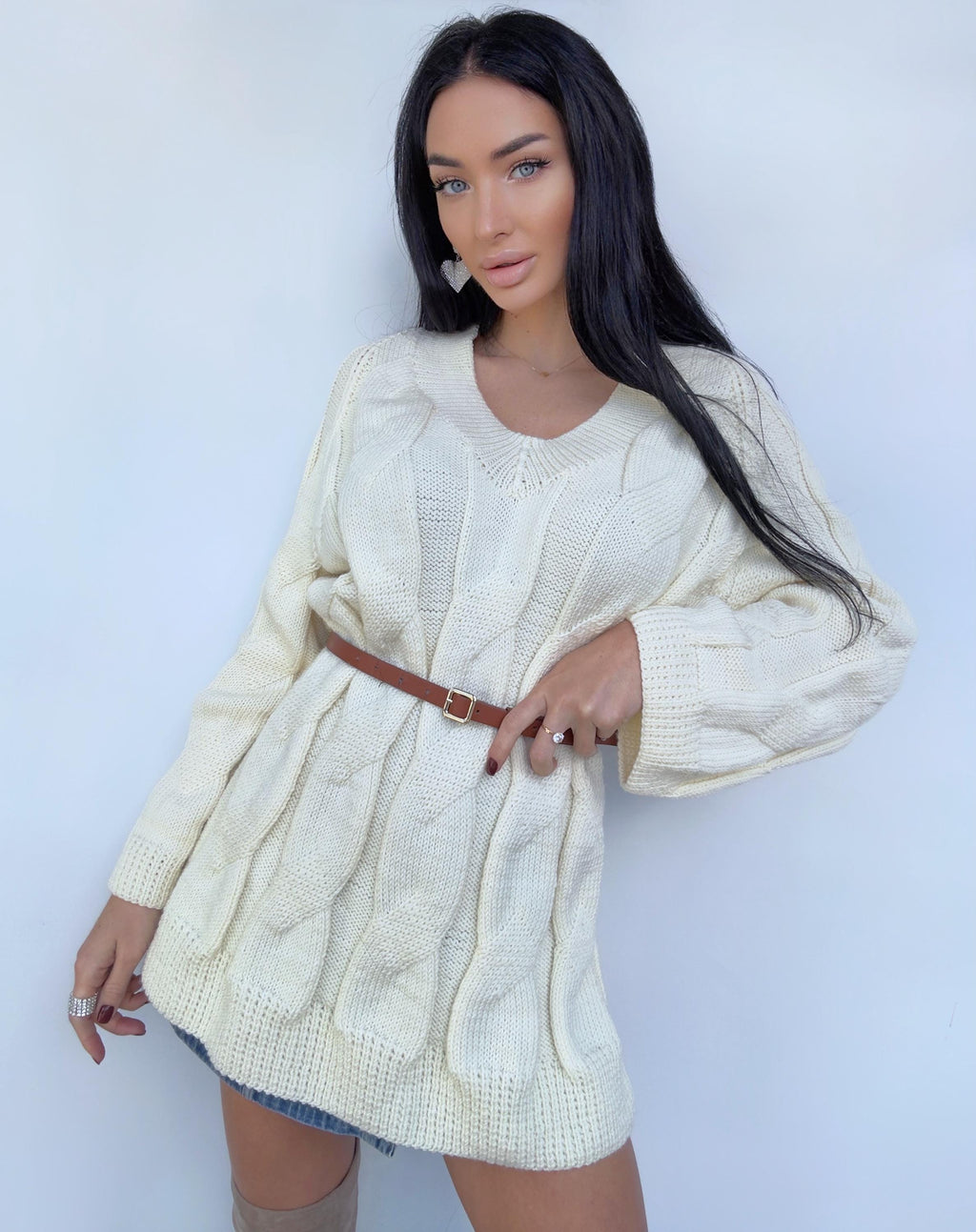 Merino wool wool cable knit oversize pastel milk white beige sweater dress women Off white wool pullover V -collar Chunky knit loose sweater
