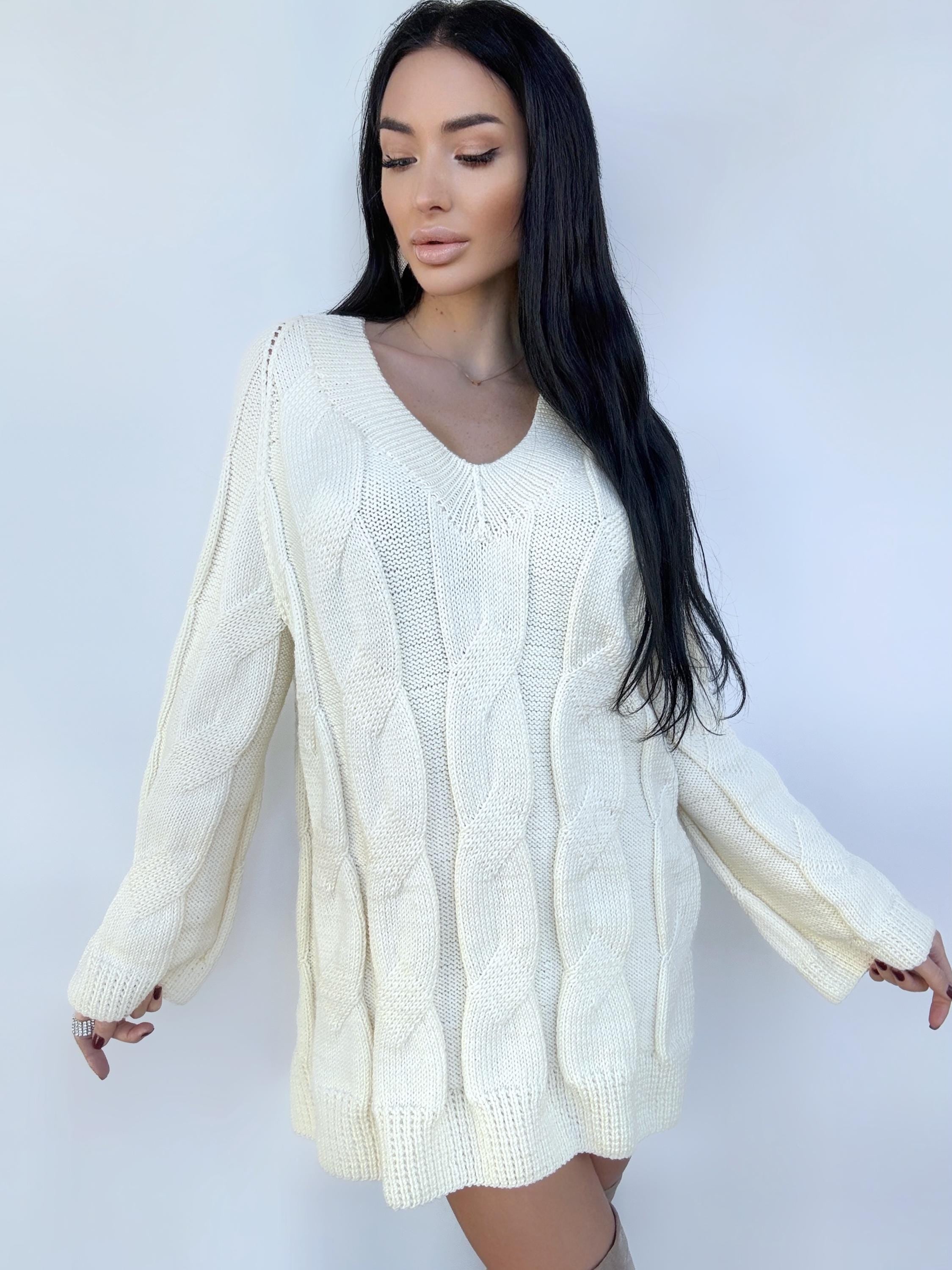 Merino wool wool cable knit oversize pastel milk white beige sweater dress women Off white wool pullover V -collar Chunky knit loose sweater