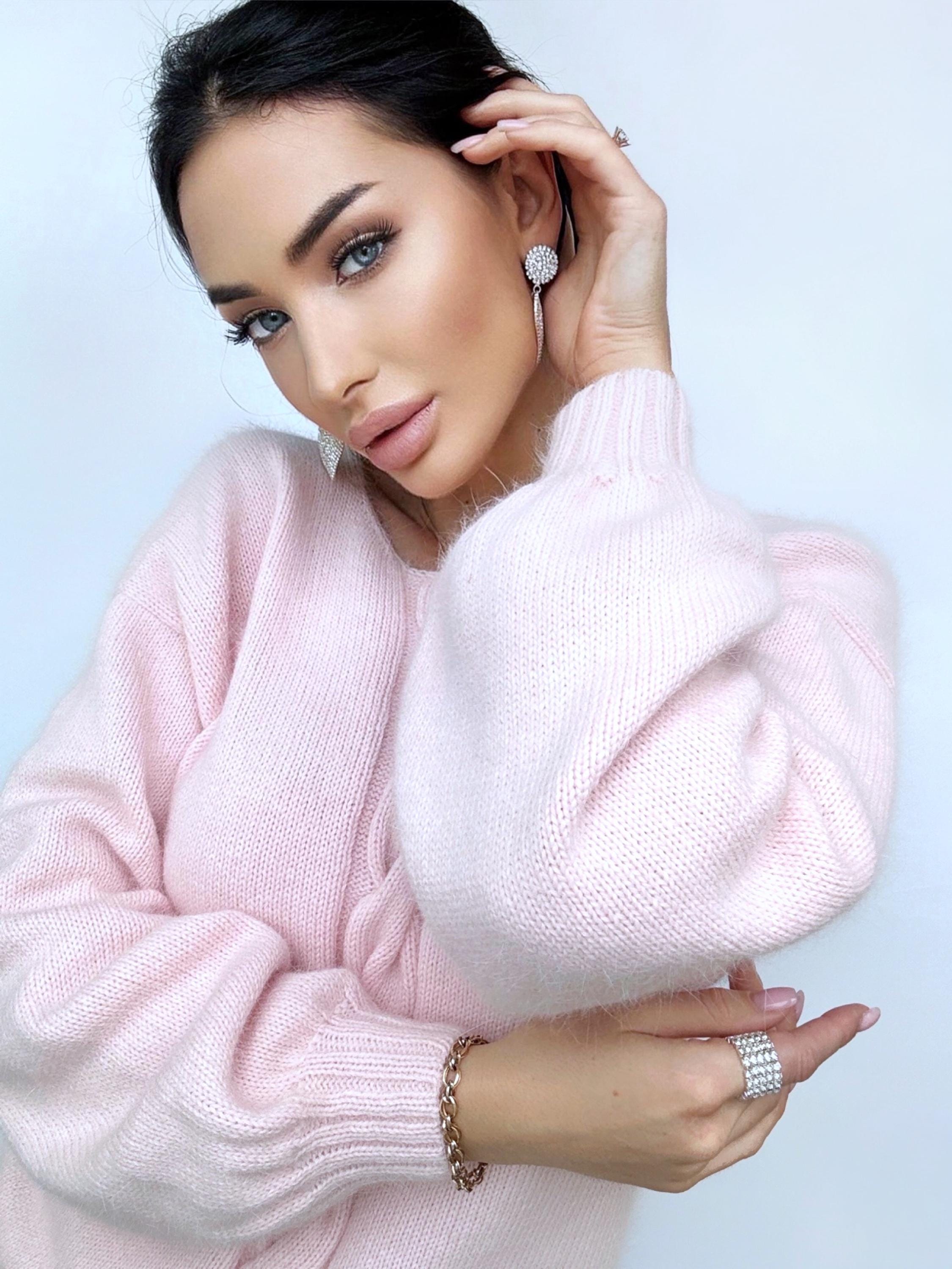 Light pink angora sweater Open back Deep neckline Knit Pastel fluffy angora pullover Loose fit oversized V-neck Top long sleevs Cozy gift