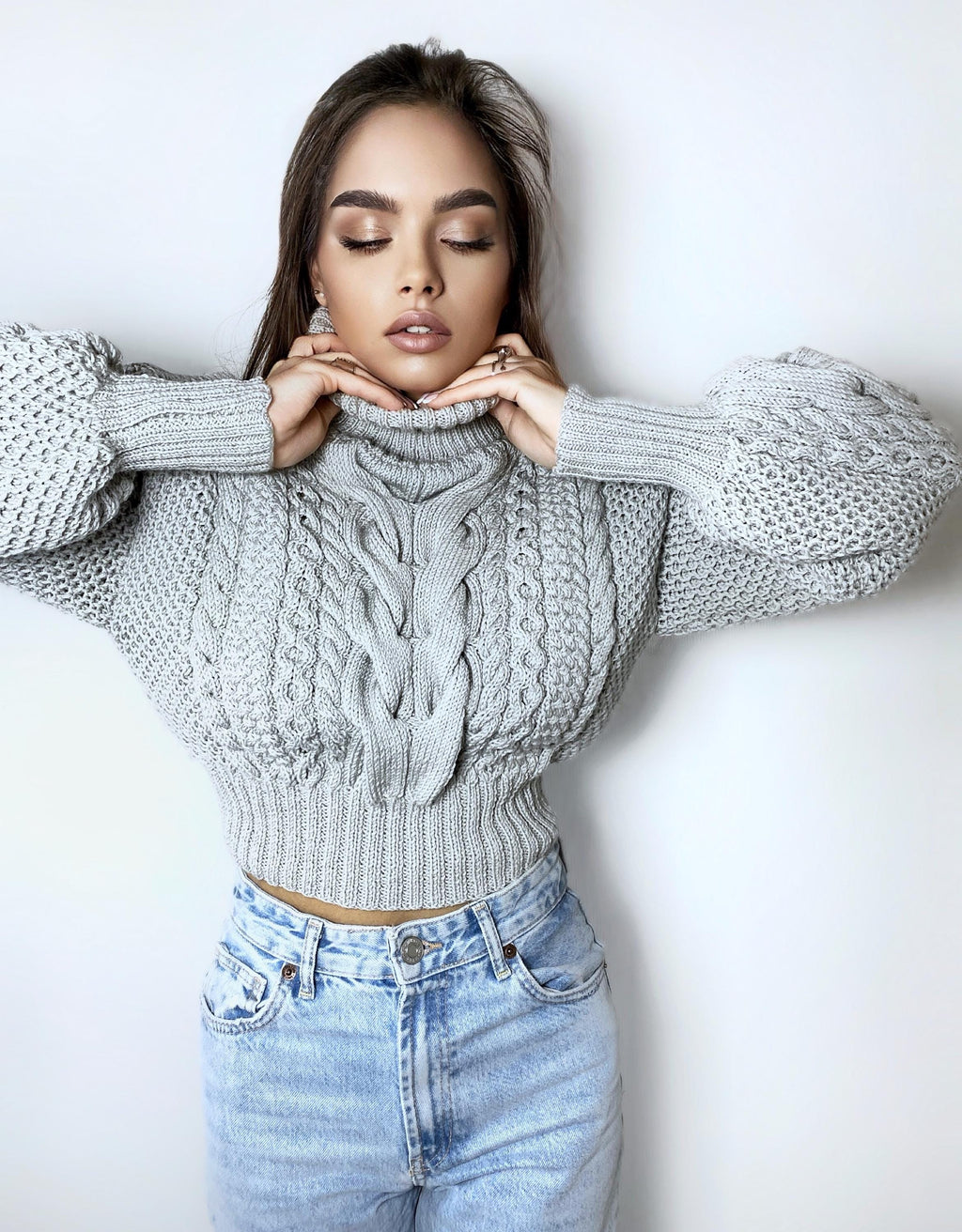 Crop hand knitted grey merino wool sweater Chunky Knit Turtleneck Oversized Pullover Women's Cable knit Jumper cozy wool winter sweater