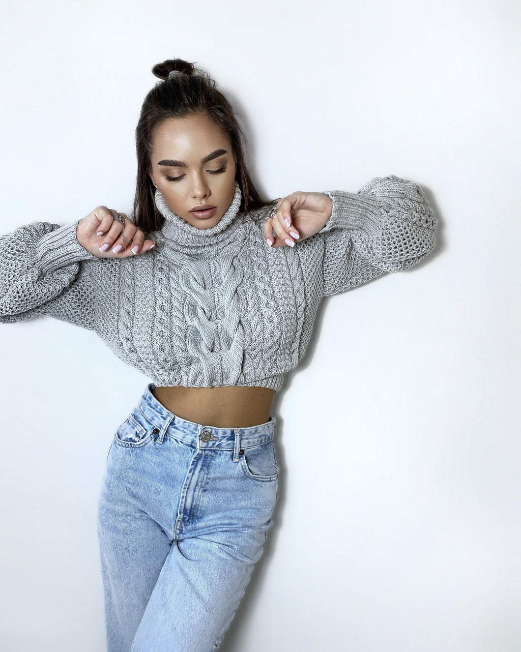 Crop hand knitted grey merino wool sweater Chunky Knit Turtleneck Oversized Pullover Women's Cable knit Jumper cozy wool winter sweater