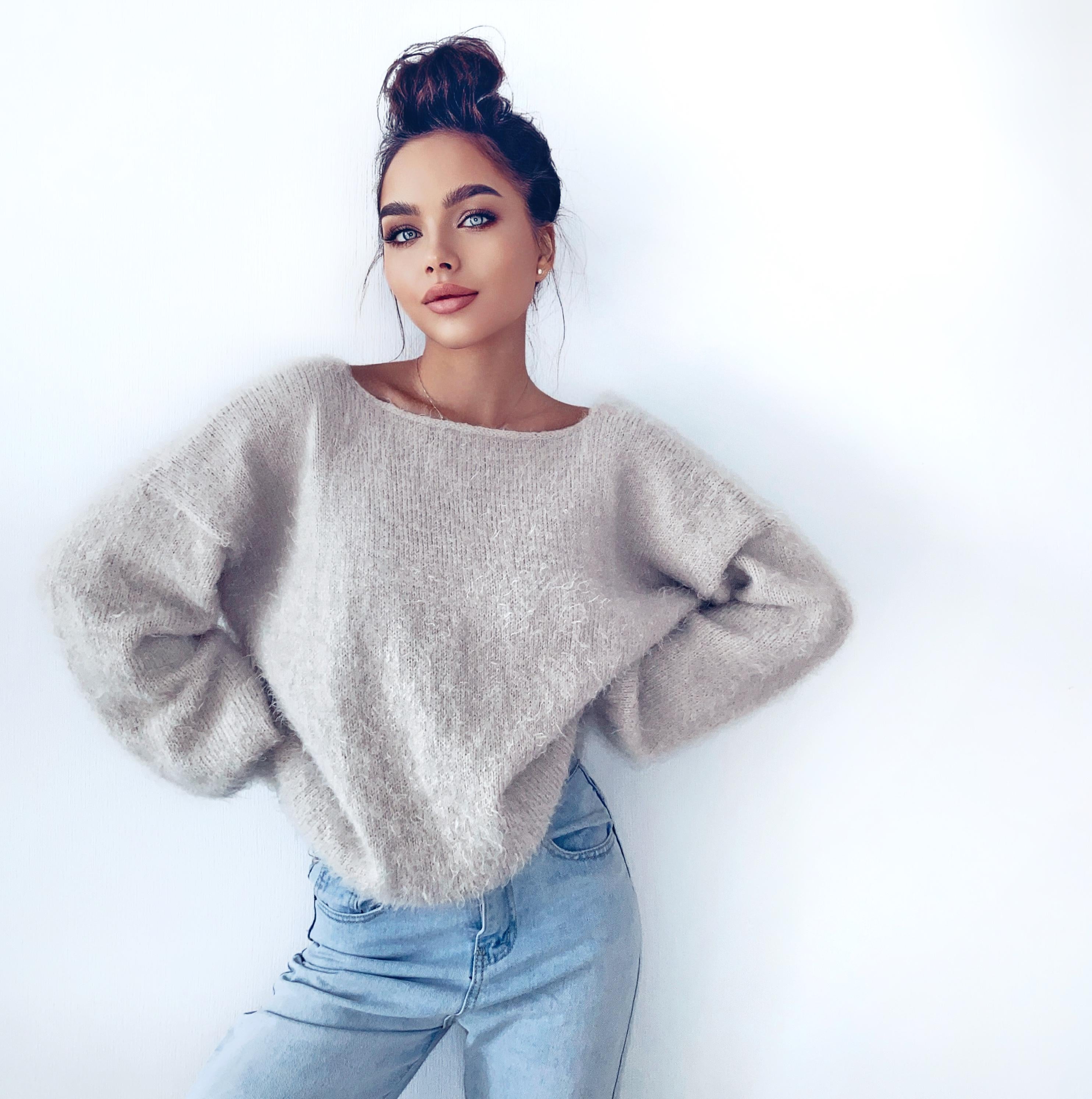 Beige Gray Mushroom very soft fluffy wool-free Hand knit body friendly sweater Open back Deep neckline Fluffy pullover Loose fit V-neck