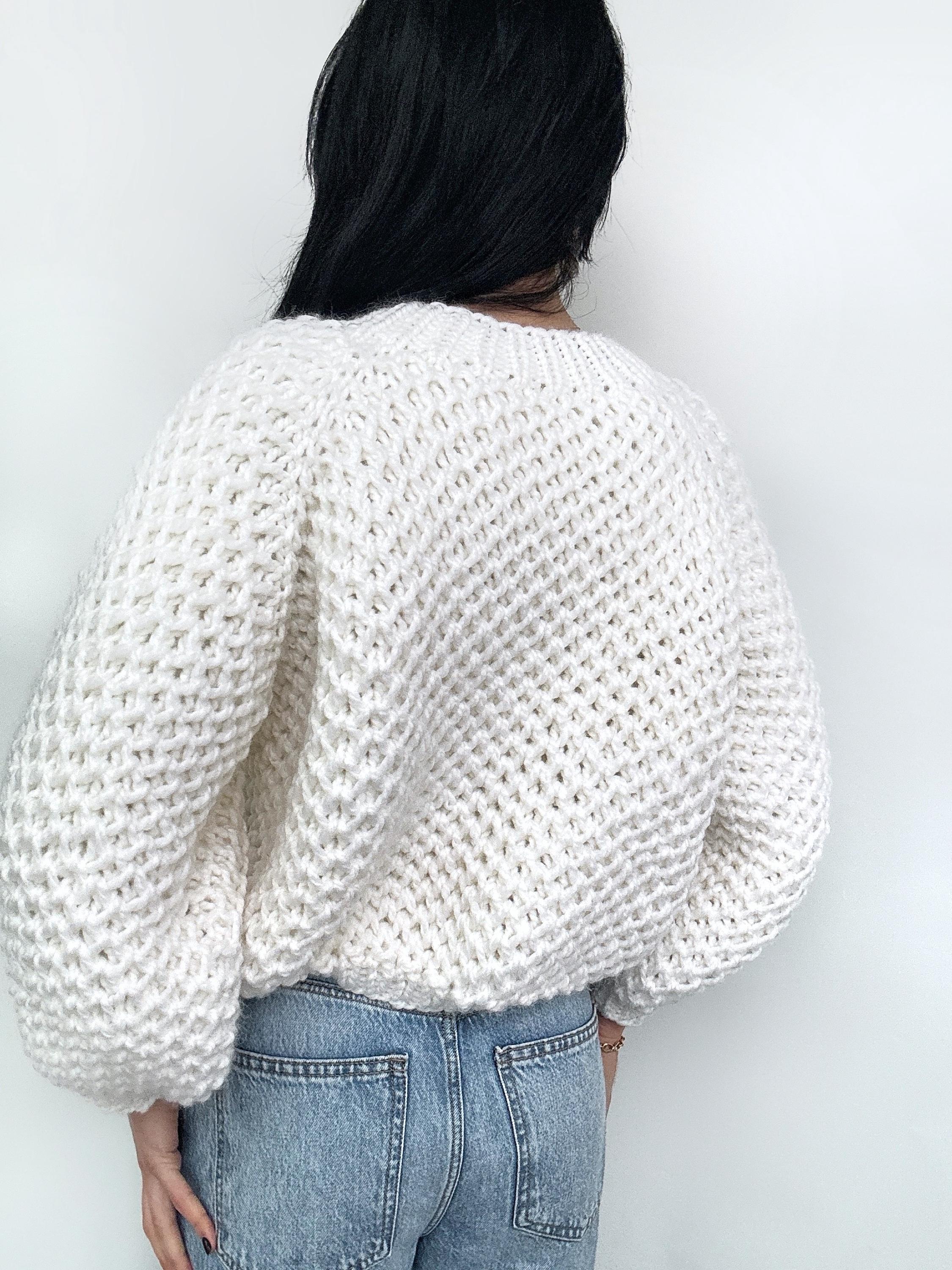 Cable knit crop Alpaca wool mixture Milk White sweater Hand knit Pastel cropped sweater Chunky knitted Fall jumper Oversized pullover