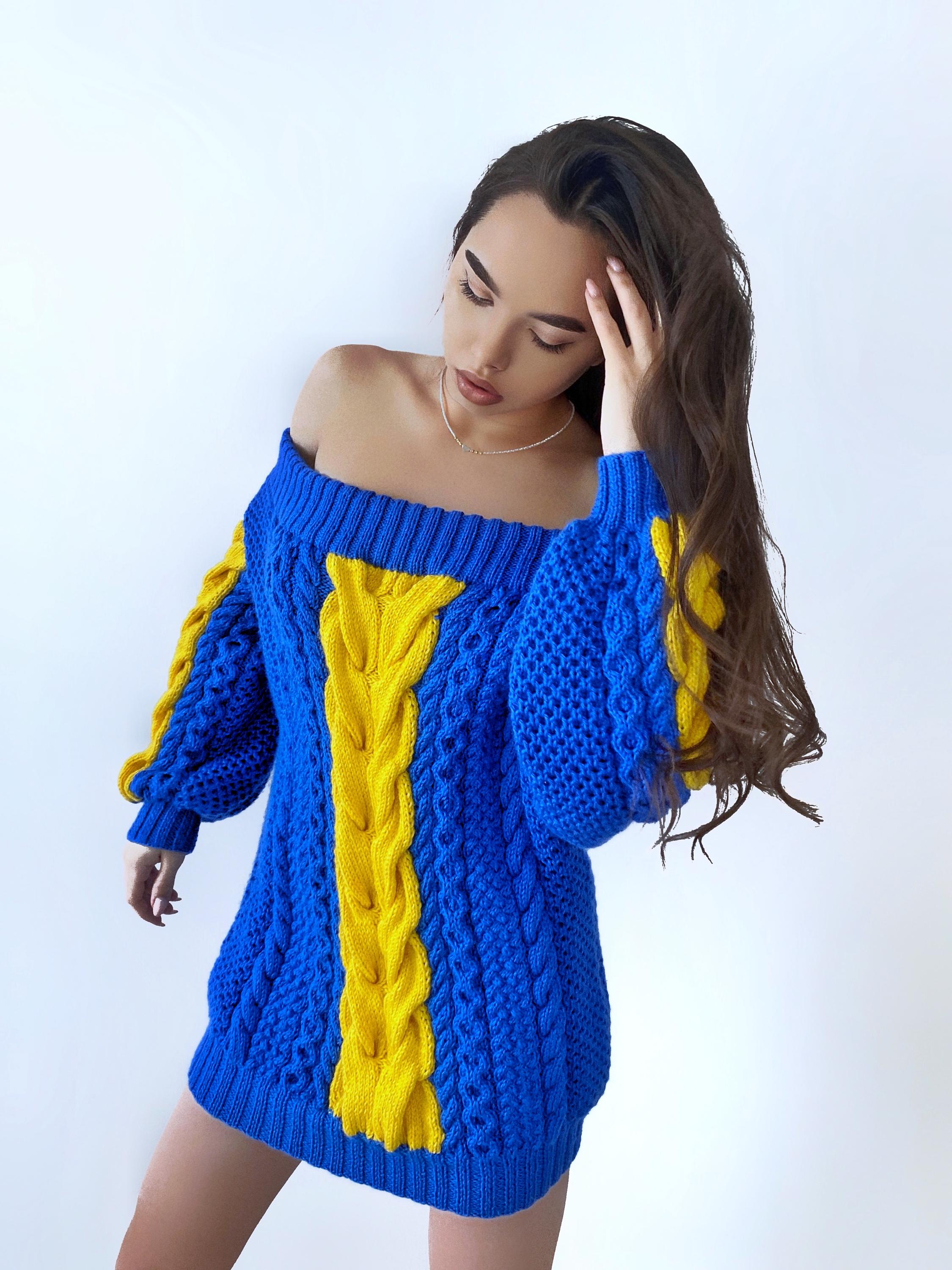 Hand knit "golden state warriors" sweater dresses women's Blue Yellow cable braid sweater open shoulders merino wool Autumn knit dress