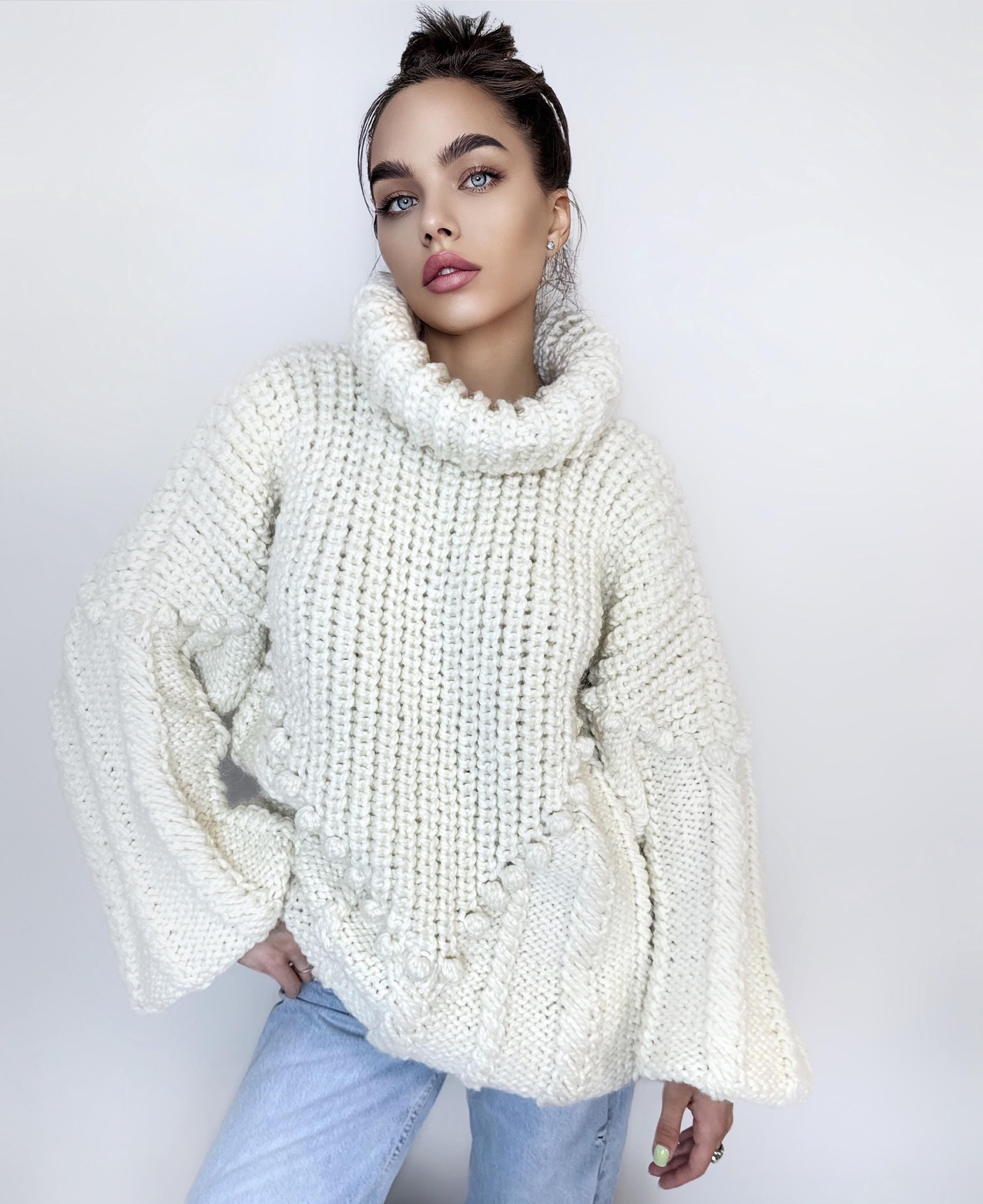 Chunky hand knit Big White Milk Cream alpaca wool sweater Cable knit pullover high collar Knitted turtleneck Super Bulky Sweater dress