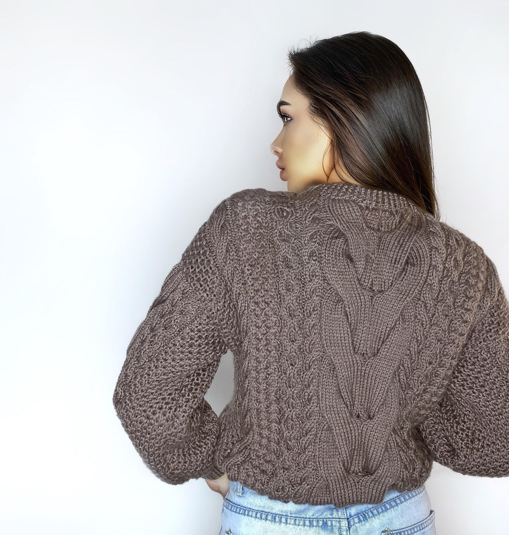 Hand knit Light brown Beige Pastel soft wool sweater for women Three-quarter sleeve Chunky merino wool oversize sweater Cable knit pullover