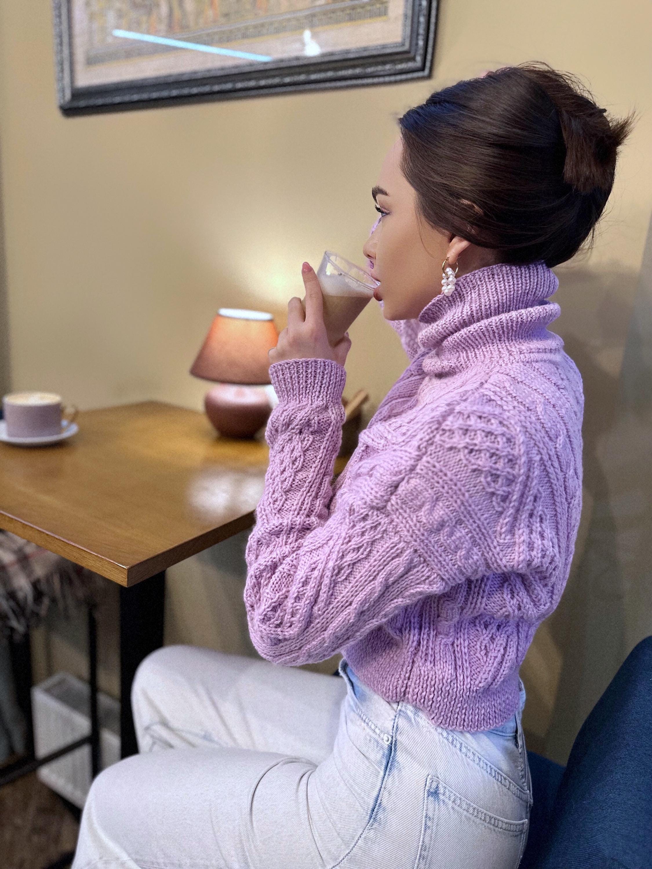 Hand knit crop-sweater Chunky knit turtleneck pullover Oversize cozy sweater Women cable knit sweater Lilac Pink Short pullover Top