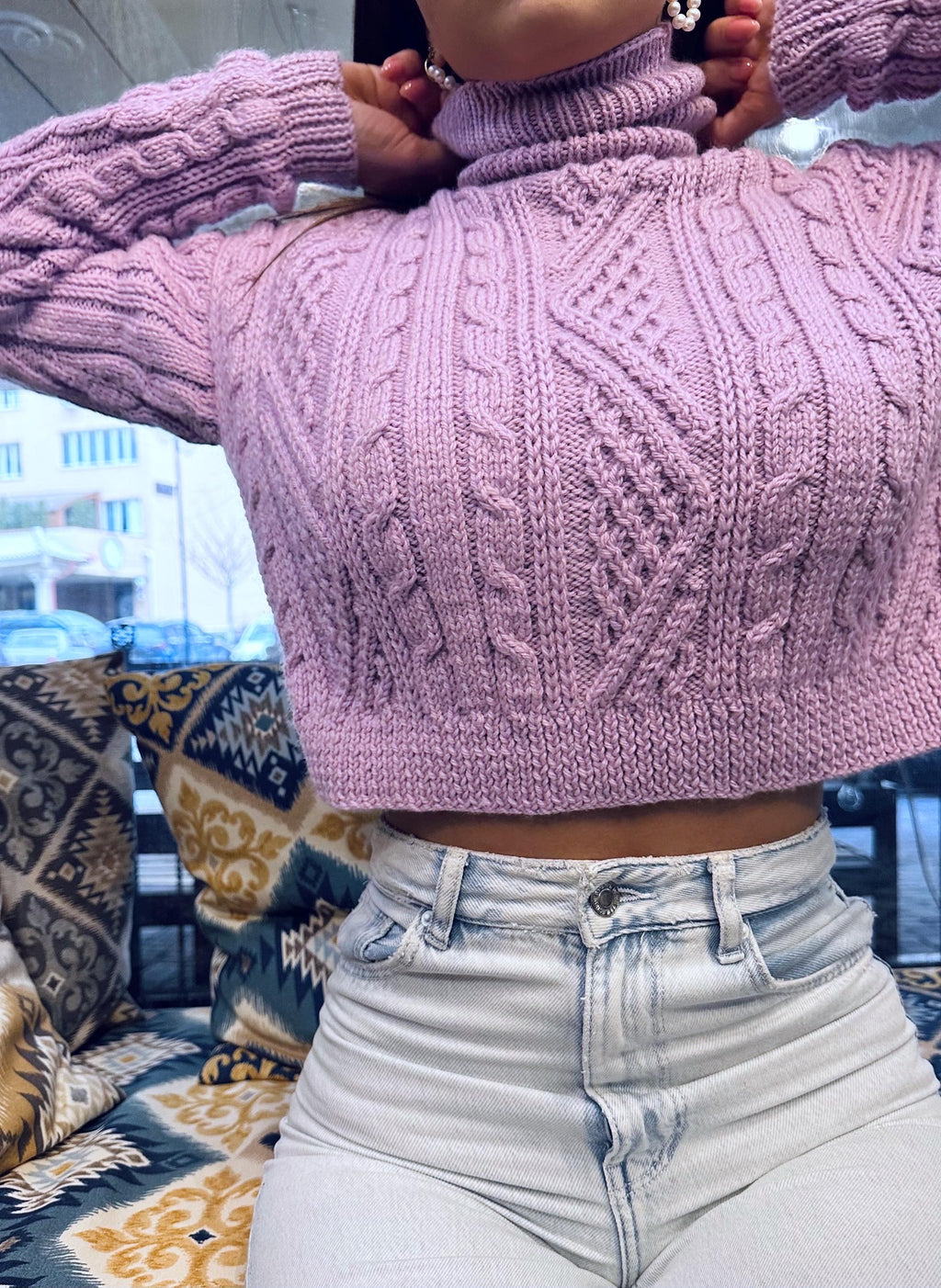 Hand knit crop-sweater Chunky knit turtleneck pullover Oversize cozy sweater Women cable knit sweater Lilac Pink Short pullover Top