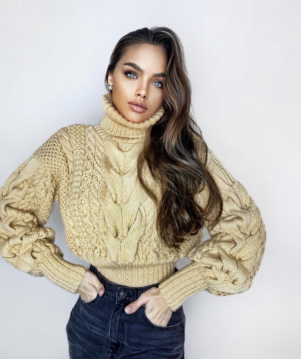 Chunky crop hand knitted Pastel light beige Milk sweater Knit Turtleneck Oversize Pullover Womens Cable knit merino wool winter sweater