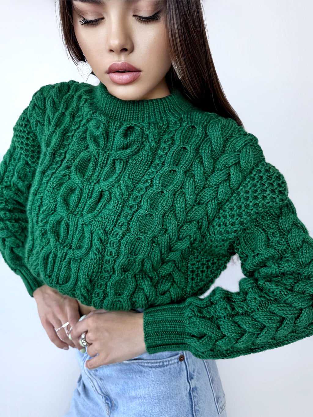Cable knit green crop soft merino wool high waist hand knit malachite sweater womans Chunky knit Emerald Jumper Loose Knit Oversized