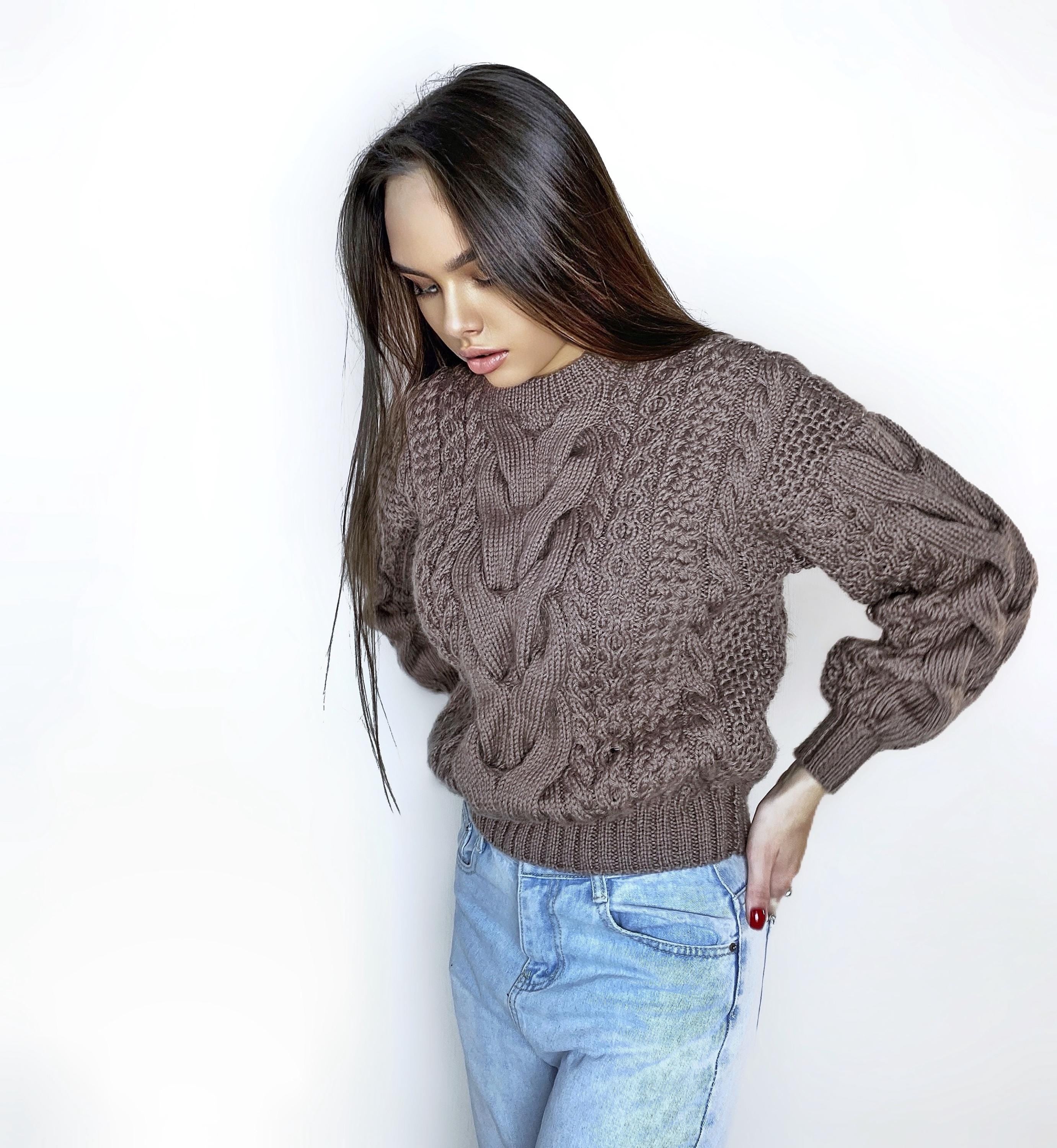 Hand knit Light brown Beige Pastel soft wool sweater for women Three-quarter sleeve Chunky merino wool oversize sweater Cable knit pullover