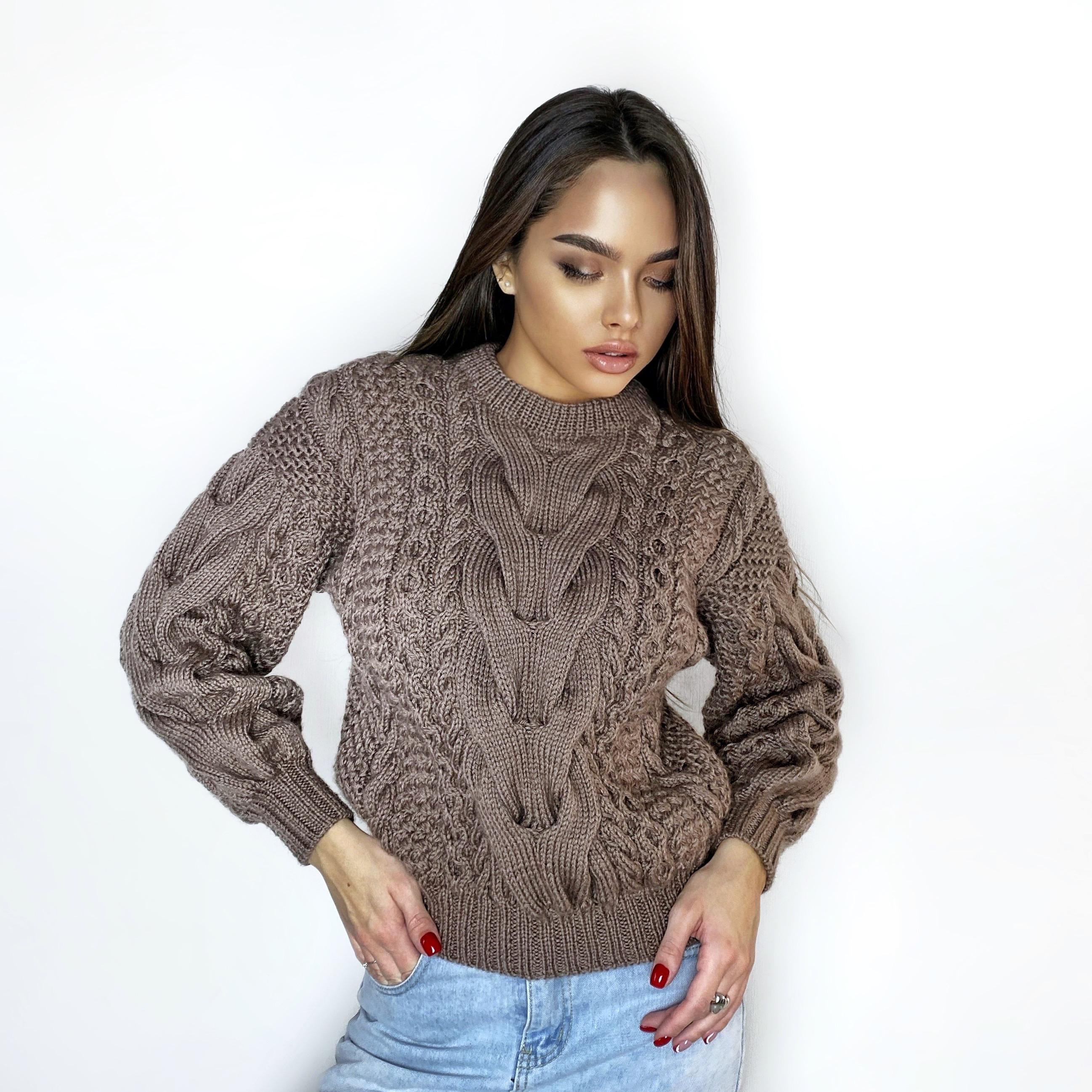 Hand knit Light brown Beige Pastel soft wool sweater for women Three-quarter sleeve Chunky merino wool oversize sweater Cable knit pullover