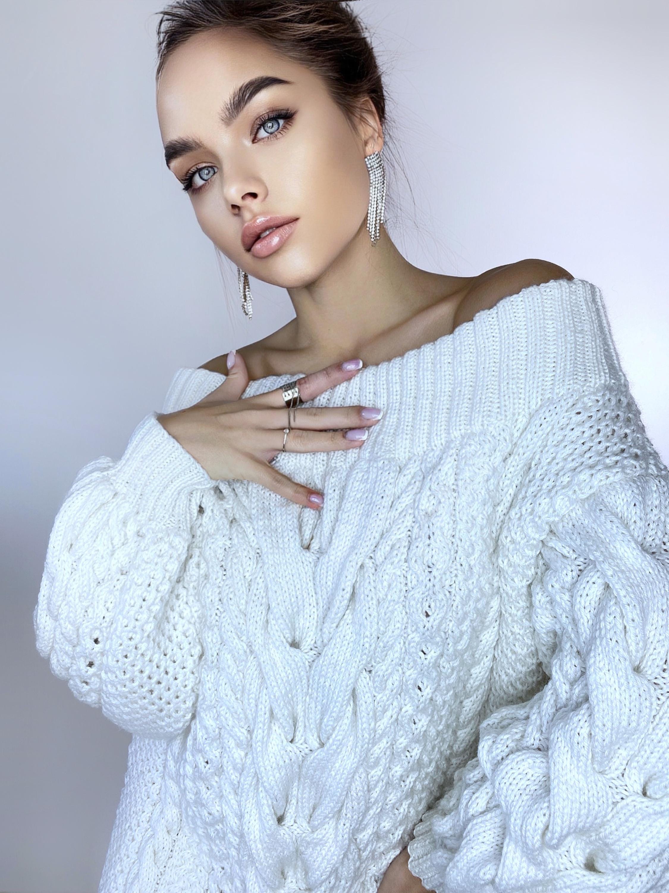 Hand knit sweater dresses for women White off shoulder sweater dress Long Cable wool sweater Knitted one shoulder dress Big cozy pulover