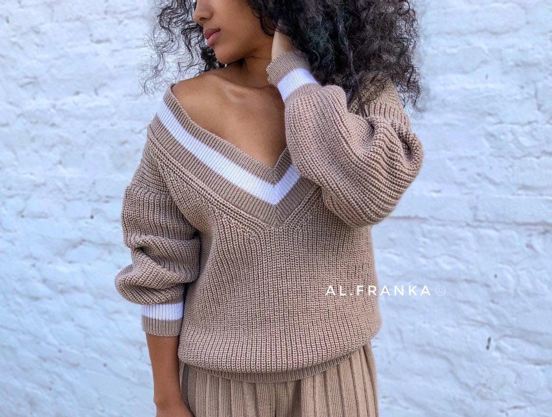 V-neck beige cable knitted merino wool sweater Chunky knit sweater women Beige Sweater Womens Chunky Thigh-High Sweater