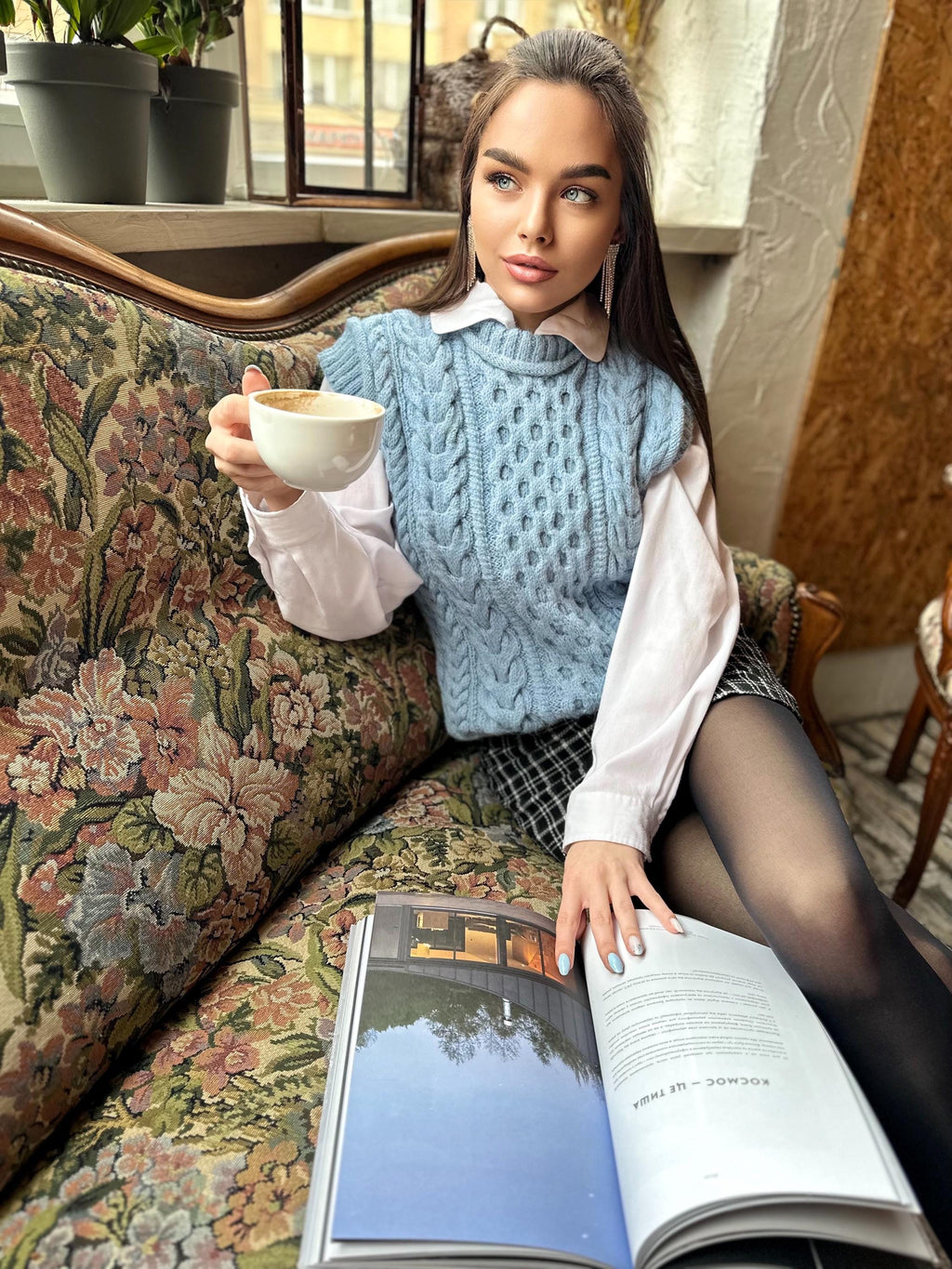 Knit alpaca wool sweater vest Chunky blue hand knit Sweater vest women Cable knit sweater office clothing Sleeveless Crew neck knit vest