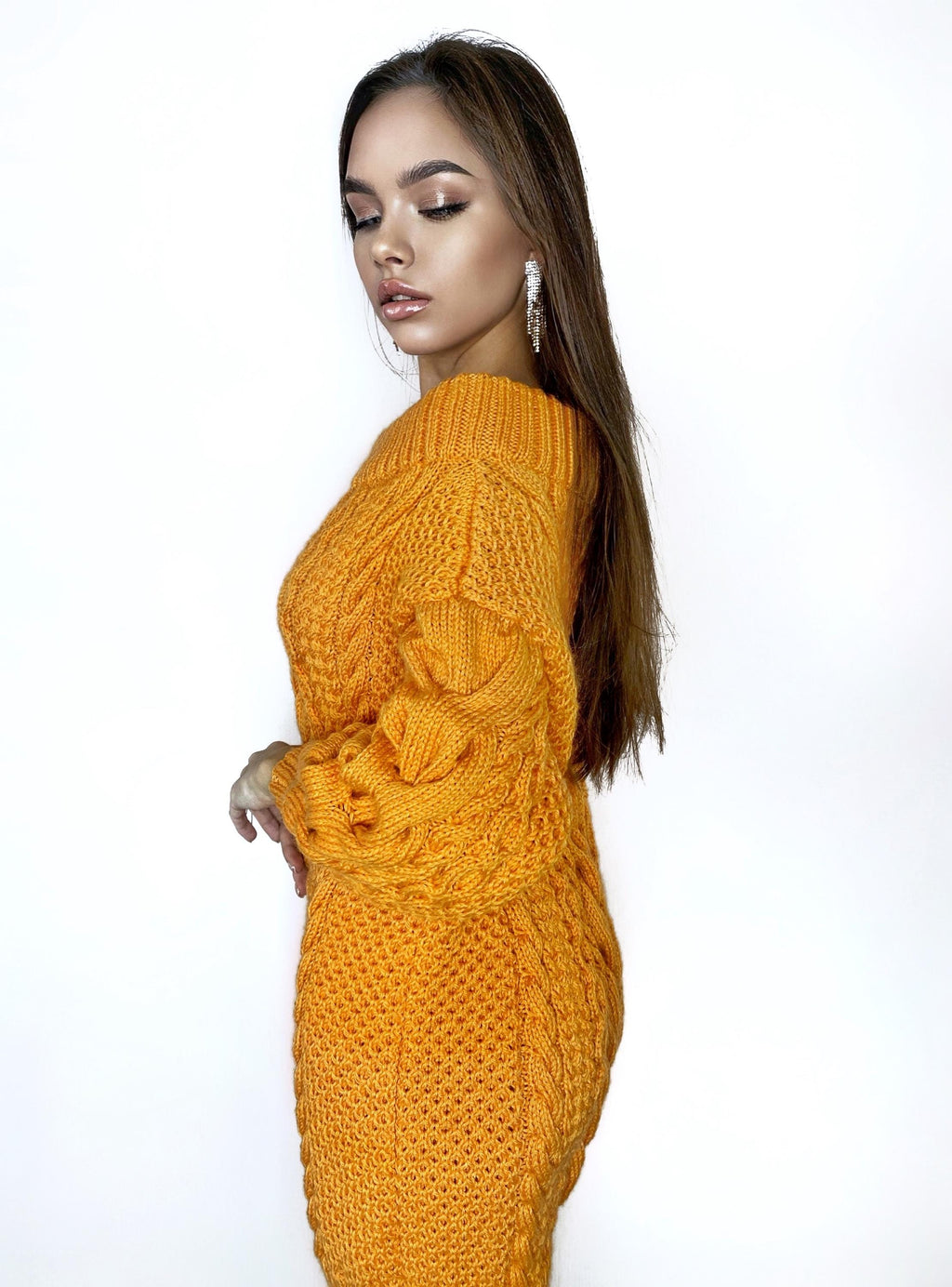 Hand knit sweater dresses for women Orange cable knit sweater dress open shoulders Long women’s wool sweater braids knit dress one shoulder