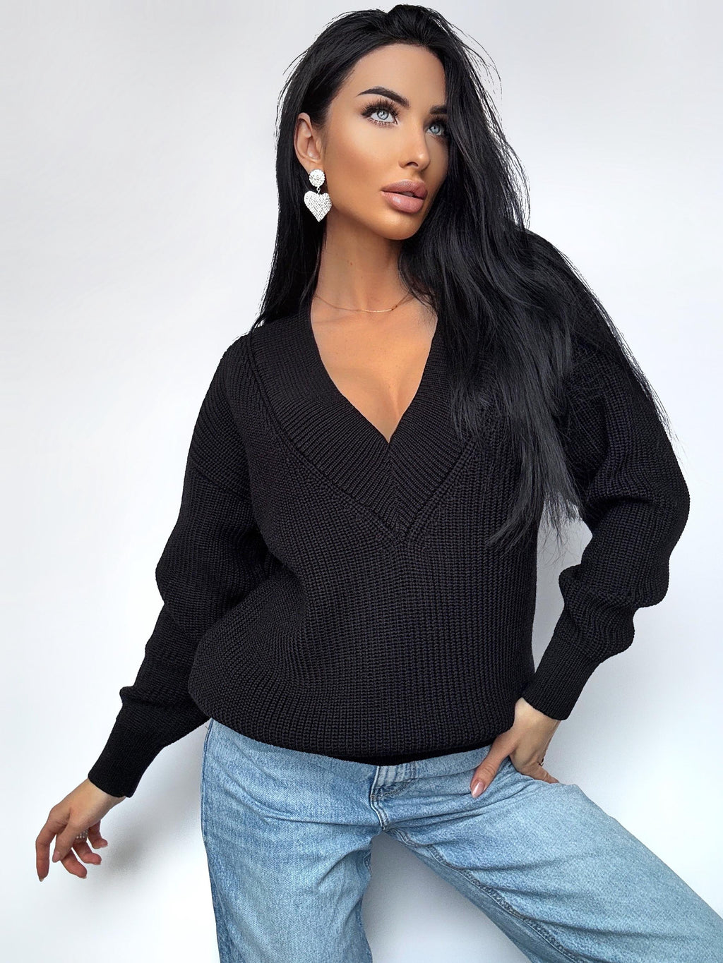 Knitted merino wool V neck Black sweater women Knit pullover Bright sweater Womens Chunky knit oversize pullover Office style