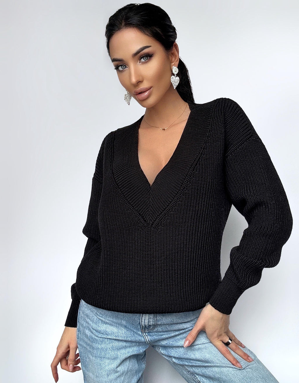 Knitted merino wool V neck Black sweater women Knit pullover Bright sweater Womens Chunky knit oversize pullover Office style