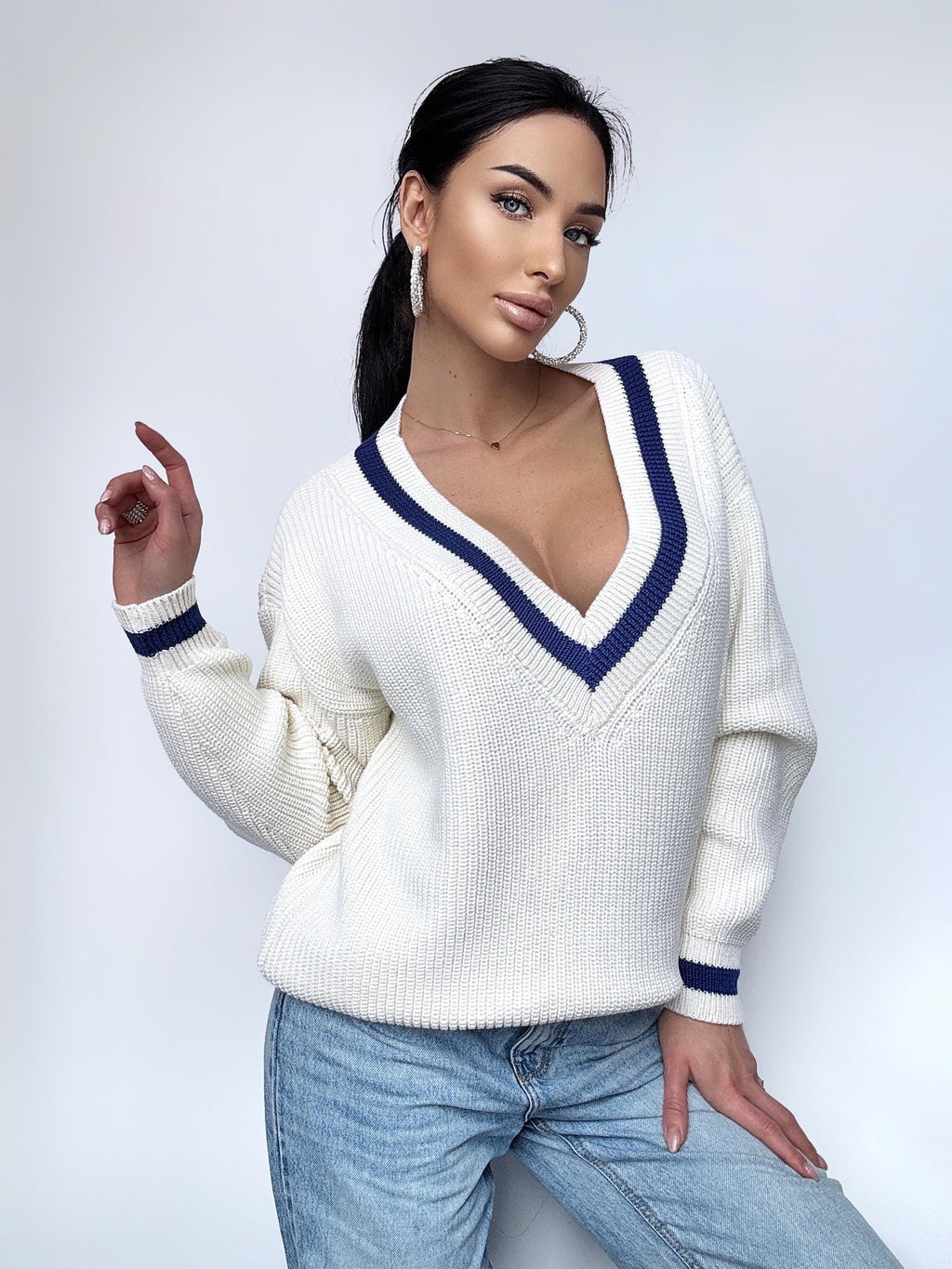 Merino wool V-neck white milky blue cable knitted university sweater Chunky knit sweater woman Office pullover Thigh-High Sweater