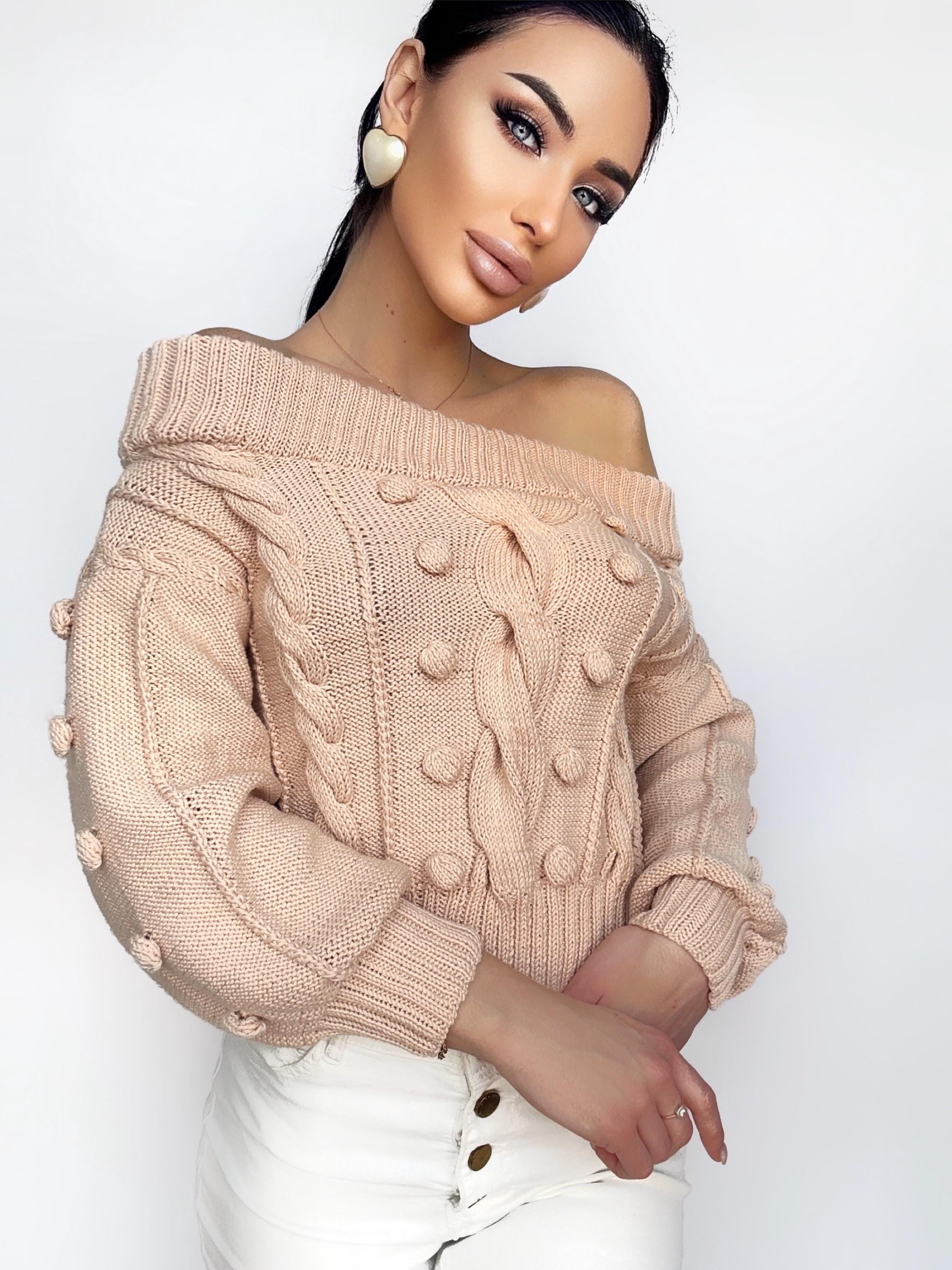 Cropped knit cotton sweater Loose knit Oversized sweater Open shoulder Light beige Peach sweater Pom pom Eco hypoallergenic pullover