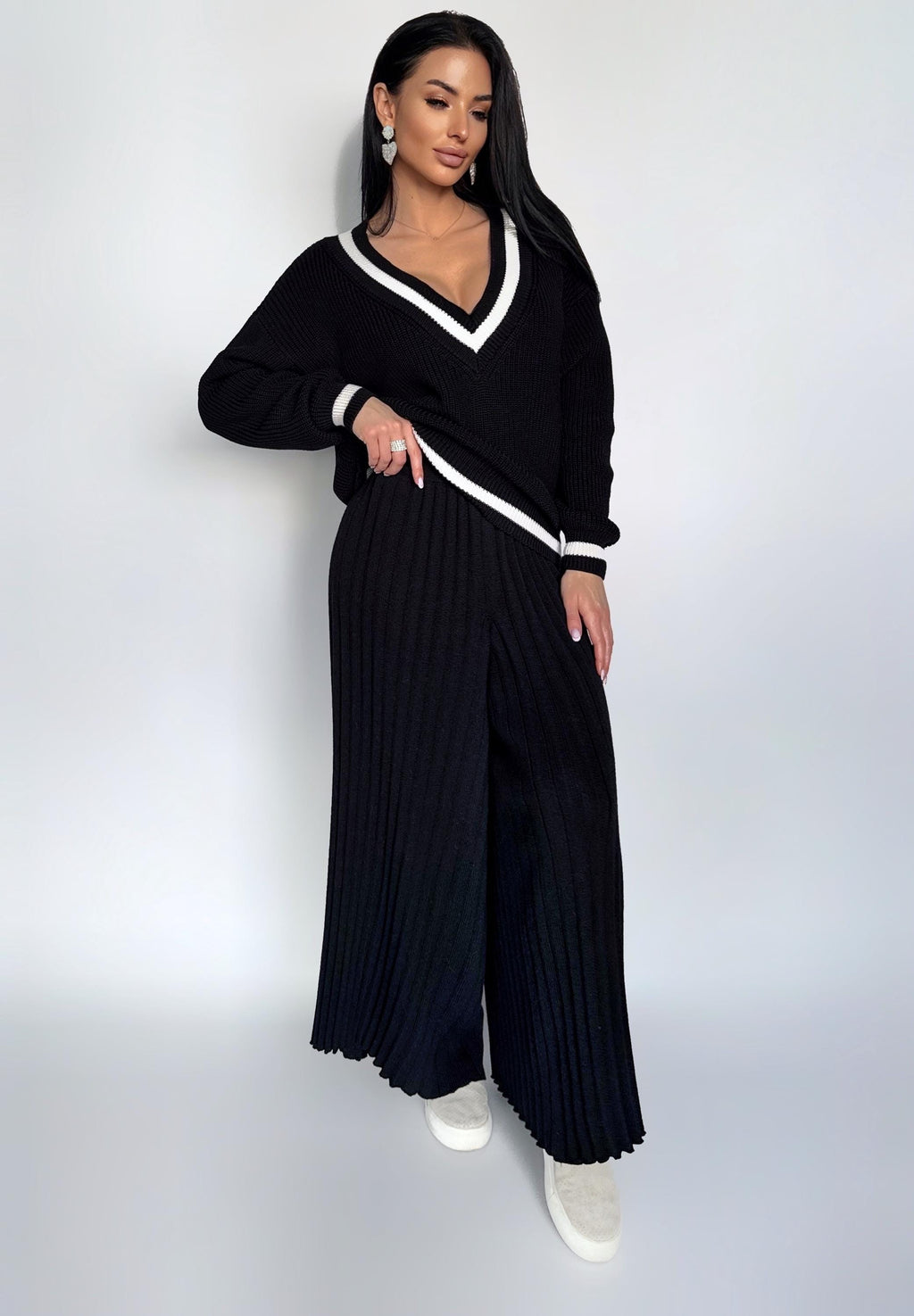Knitted two piece set for women Black merino knit pantsuit Knit v-neck sweater pleated pants Fall sweater and pants suit Sweater costume