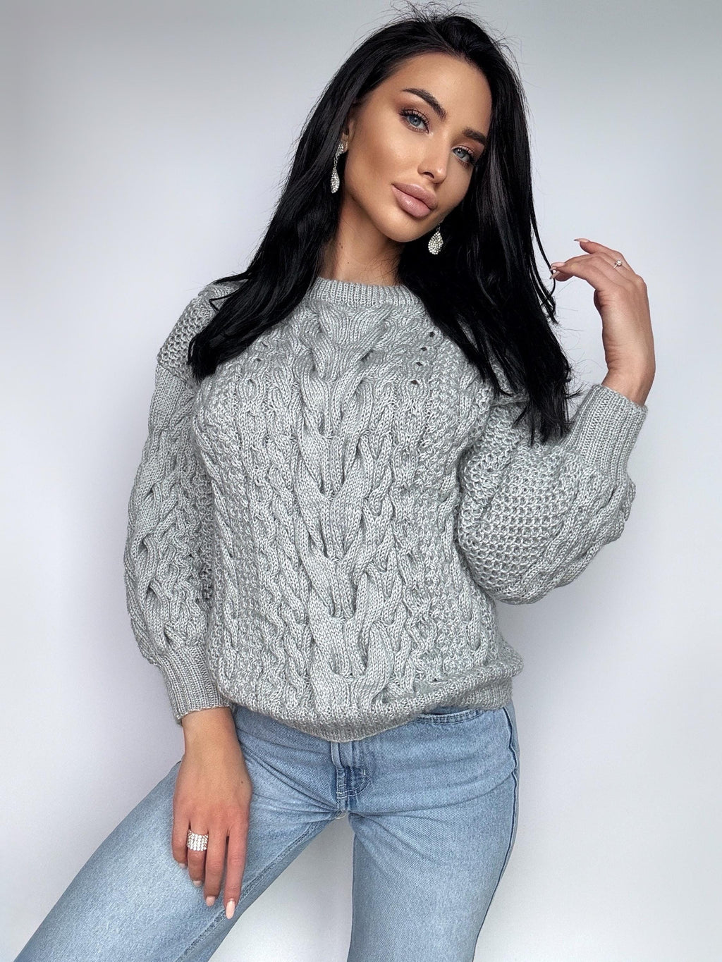 Gray blue knit wool sweater women Chunky knitted jumper 7/8 sleeve Cable knitting Loose knit Oversized light blue knitted wool pullover