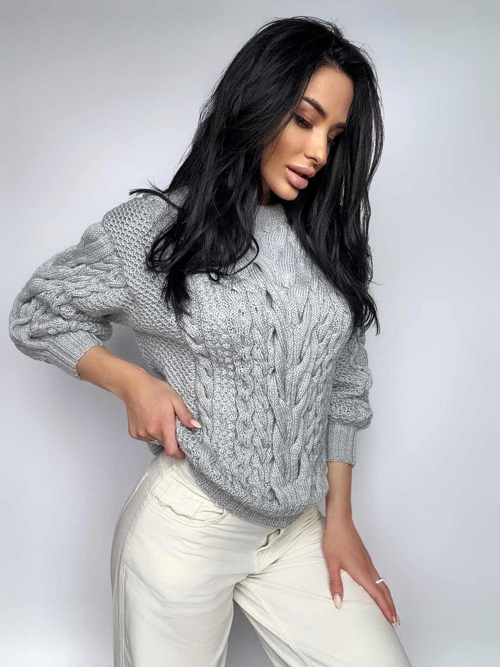 Gray blue knit wool sweater women Chunky knitted jumper 7/8 sleeve Cable knitting Loose knit Oversized light blue knitted wool pullover