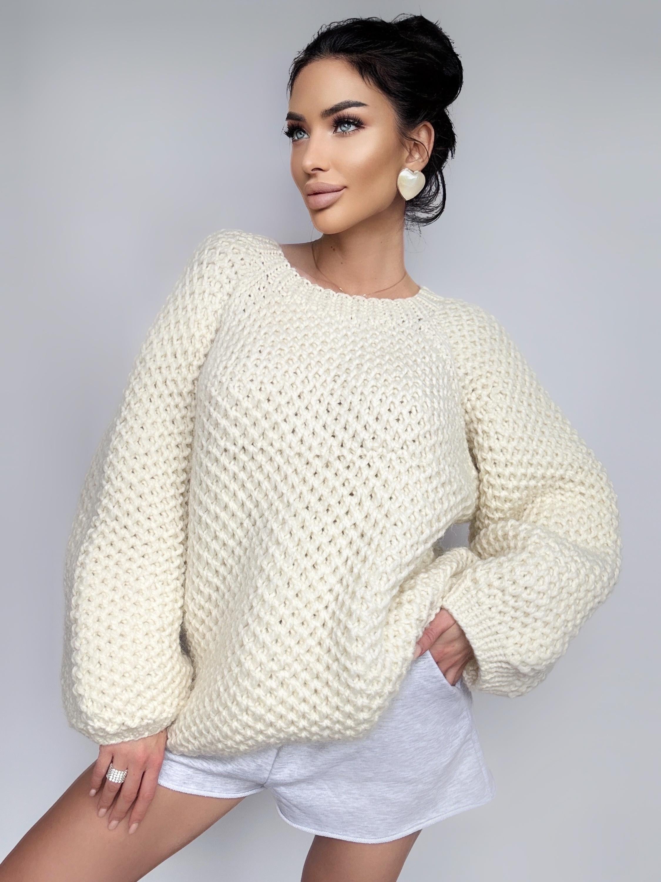 Chunky hand knit UNISEX alpaca wool mix soft cream milk sweater women Loose Fit Sweater Cable knit big cozy pullover for men