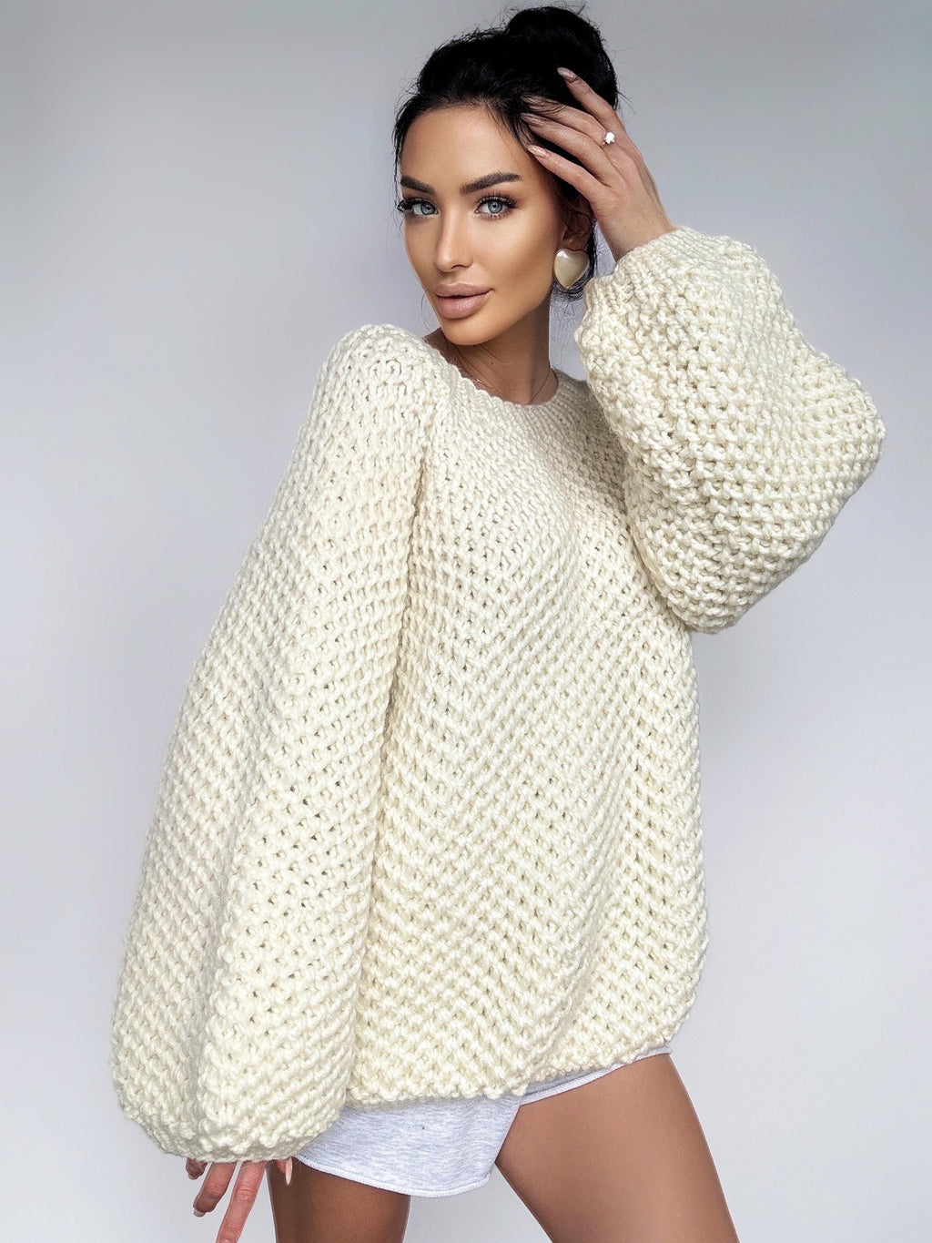 Chunky hand knit UNISEX alpaca wool mix soft cream milk sweater women Loose Fit Sweater Cable knit big cozy pullover for men