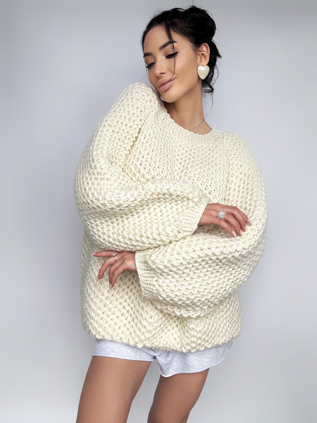 Chunky knit soft UNISEX alpaca wool mix milk big sweater Loose Fit Sweater Cable knit soft big pullover for men Hand knit Pastel sweater