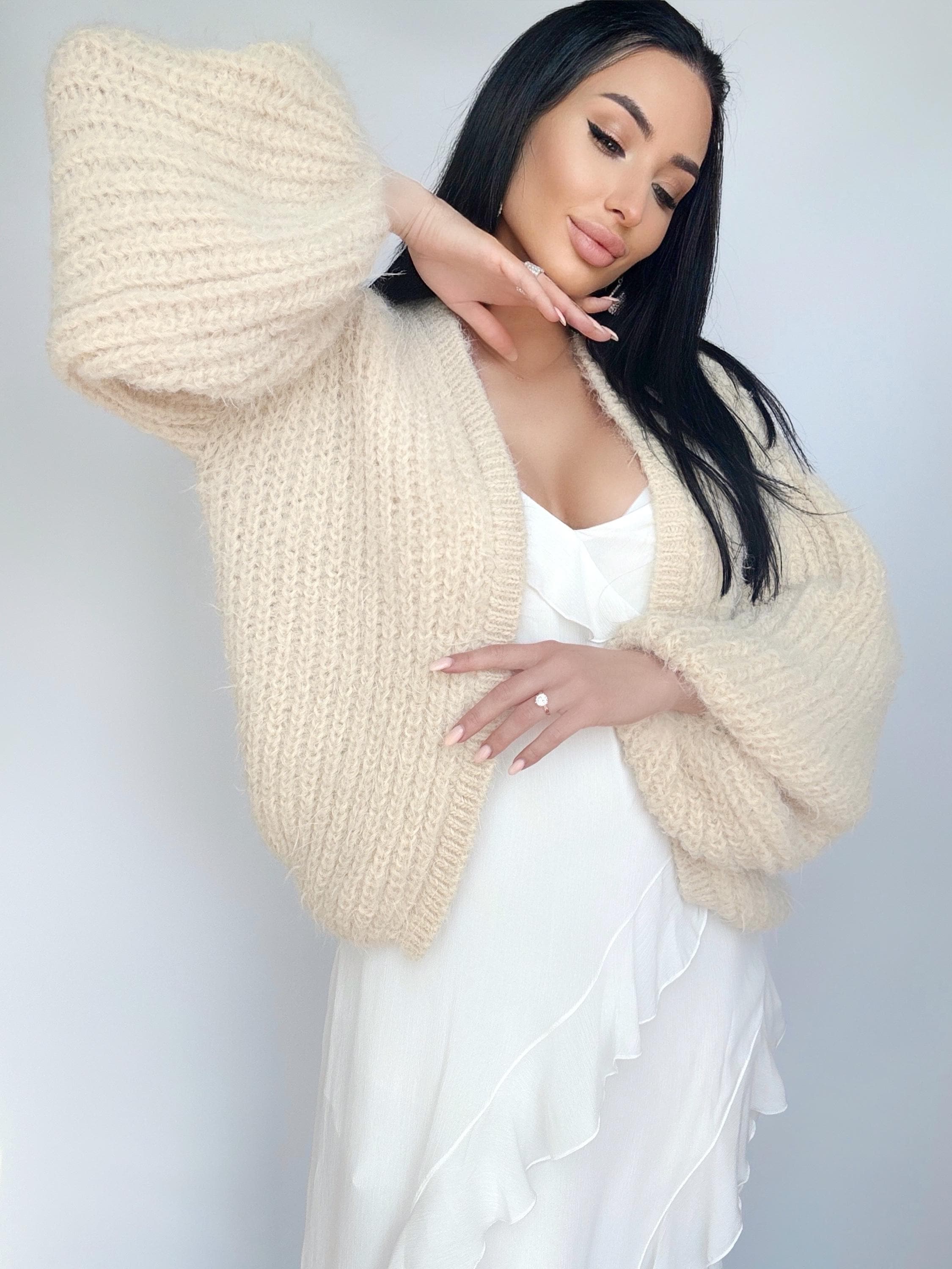 Very soft merino mix wedding cream cardigan women Soft wool sweater Knitted coat Jacket Women Bridal shrug bolero Fluffy hip length cardigan