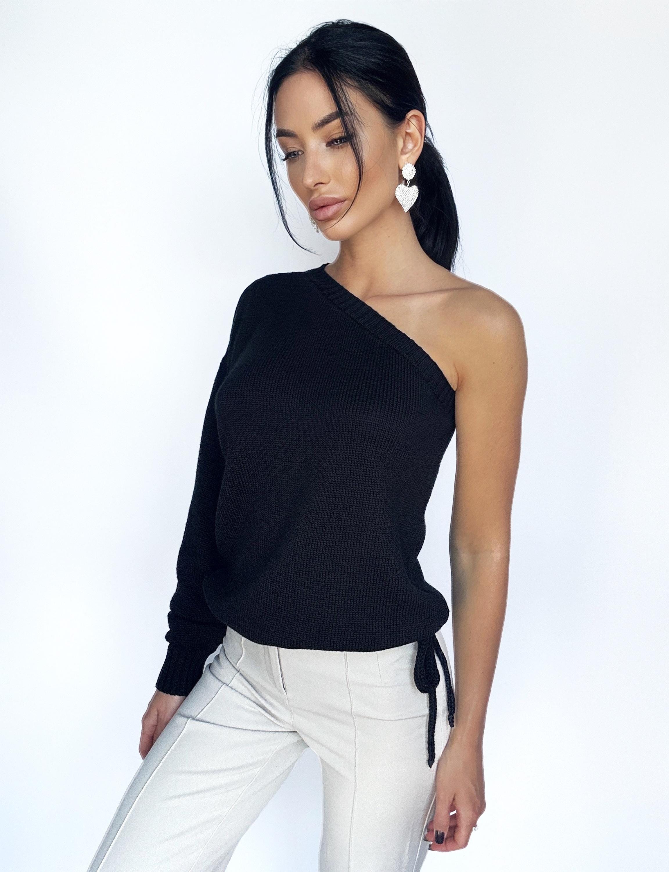 Knitted merino wool one sleeve one shoulde sweater for women’s off shoulder sweater Black crop wool pullover sweater top