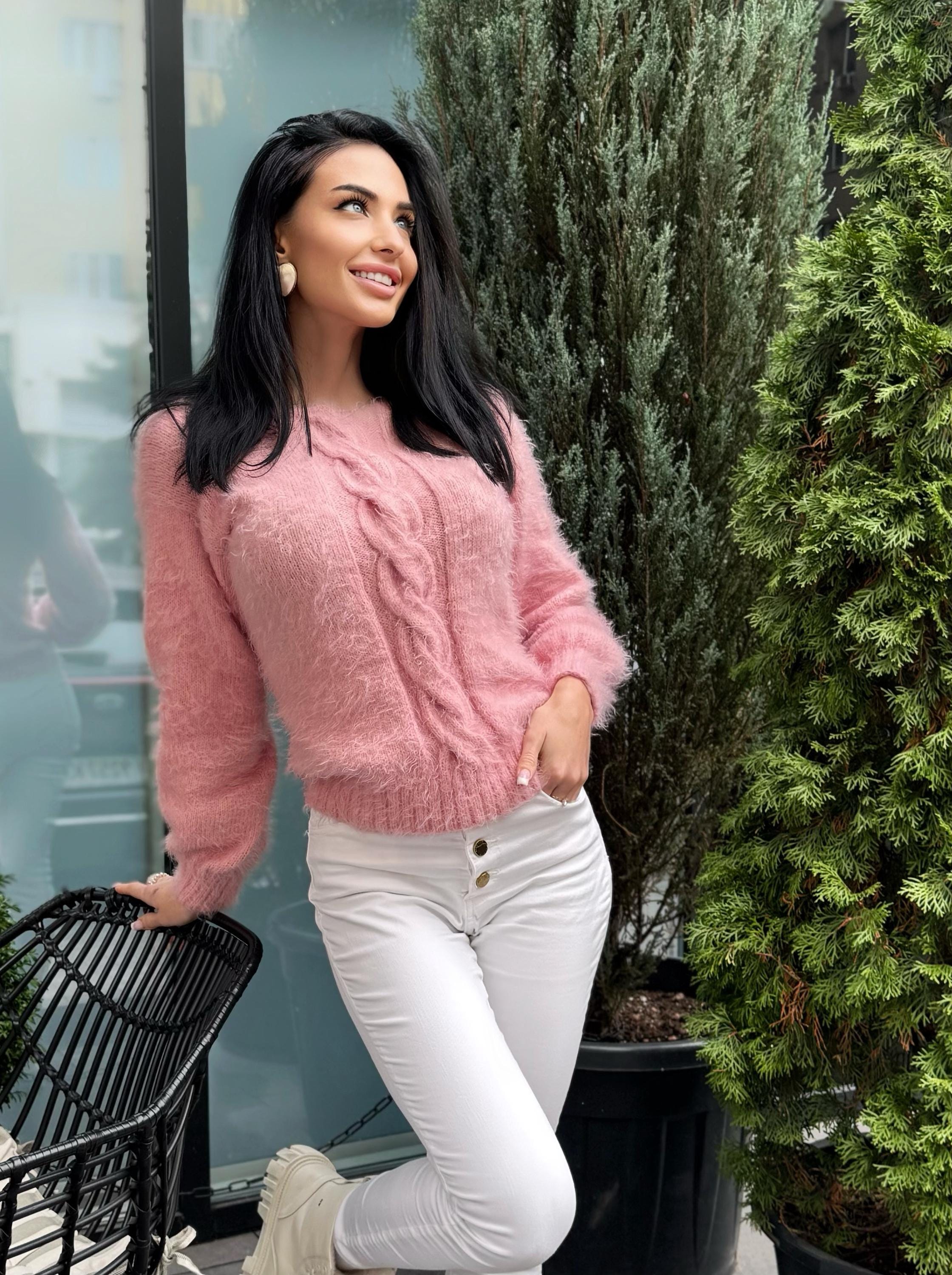 Soft hand knit fluffy Pink Powder wool FREE or merino wool body friendly sweater Open back Deep V-neckline Loose fit oversize pullover