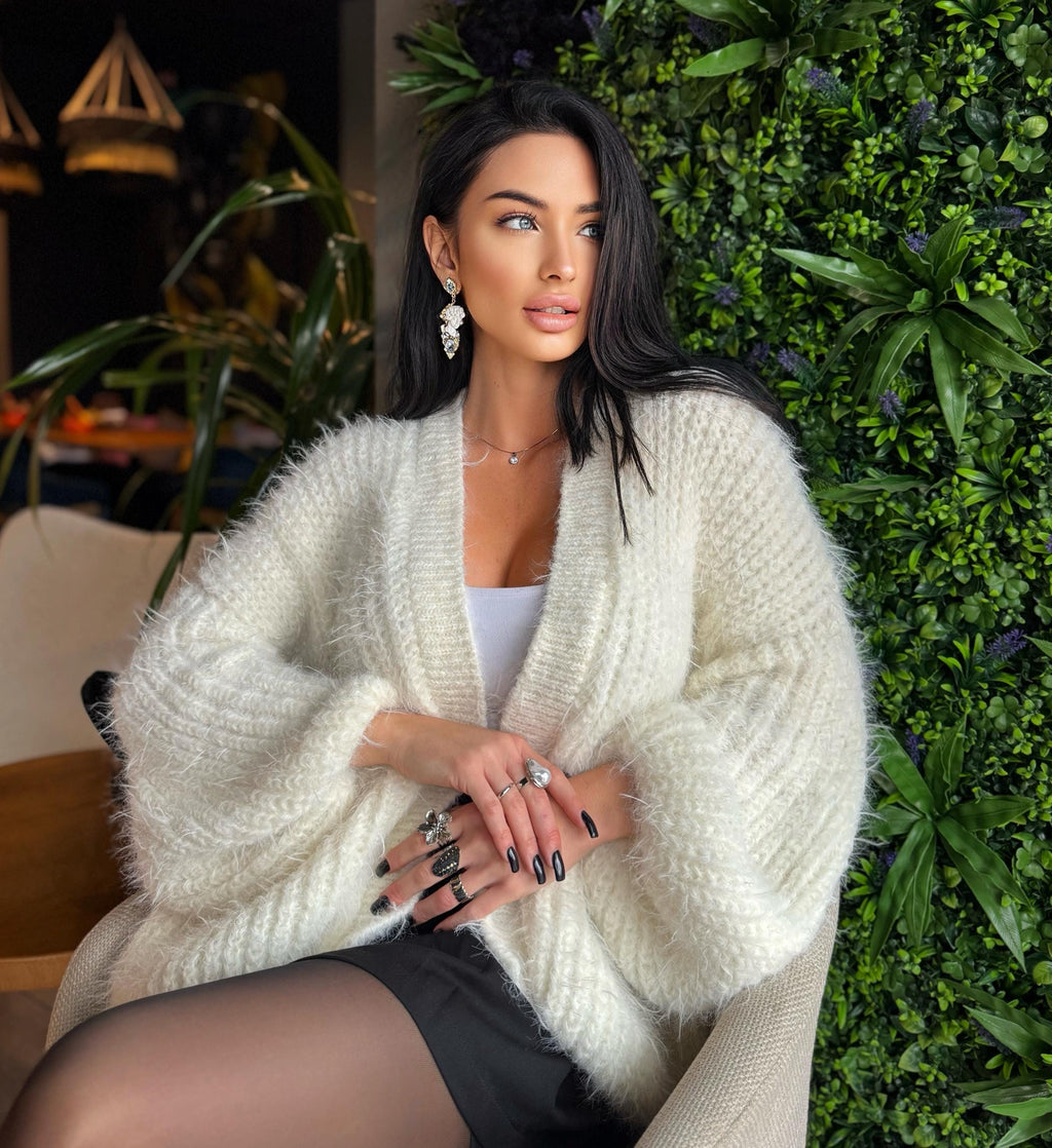 Merino wool white ice cream soft cropped fluffy cardigan women Wedding cardigan Mohair sweater Hand knitted coat Jacket Bridal shrug bolero