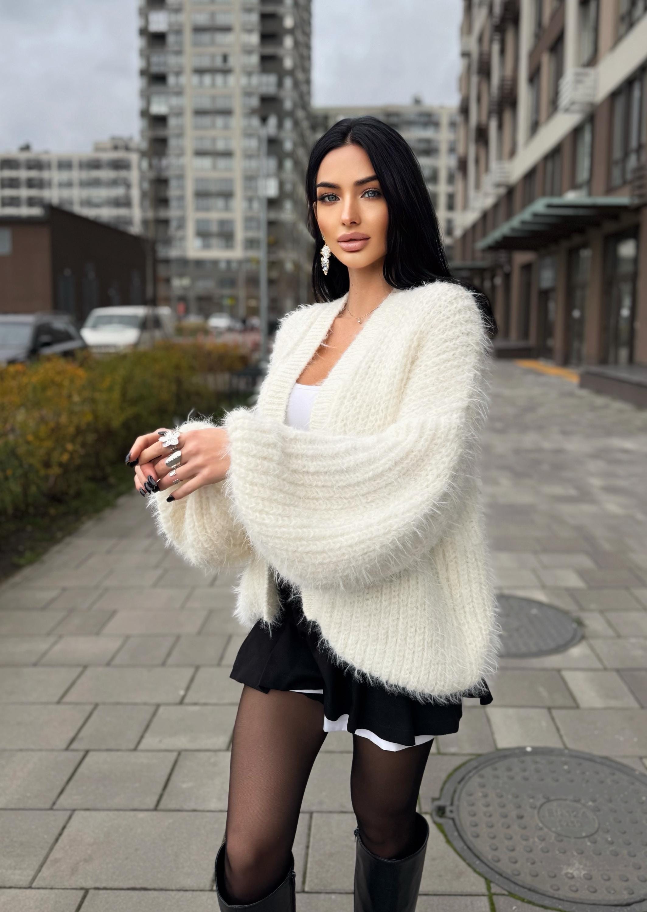 Merino wool white ice cream soft cropped fluffy cardigan women Wedding cardigan Mohair sweater Hand knitted coat Jacket Bridal shrug bolero