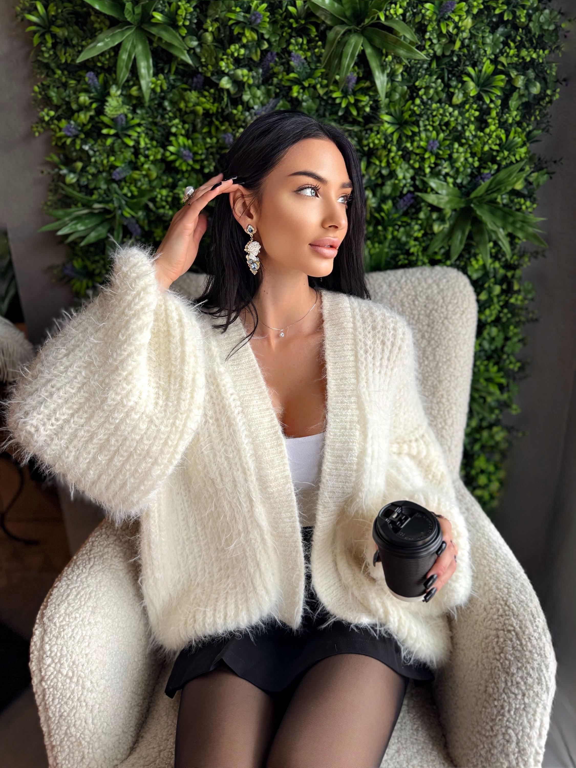 Merino wool white ice cream soft cropped fluffy cardigan women Wedding cardigan Mohair sweater Hand knitted coat Jacket Bridal shrug bolero