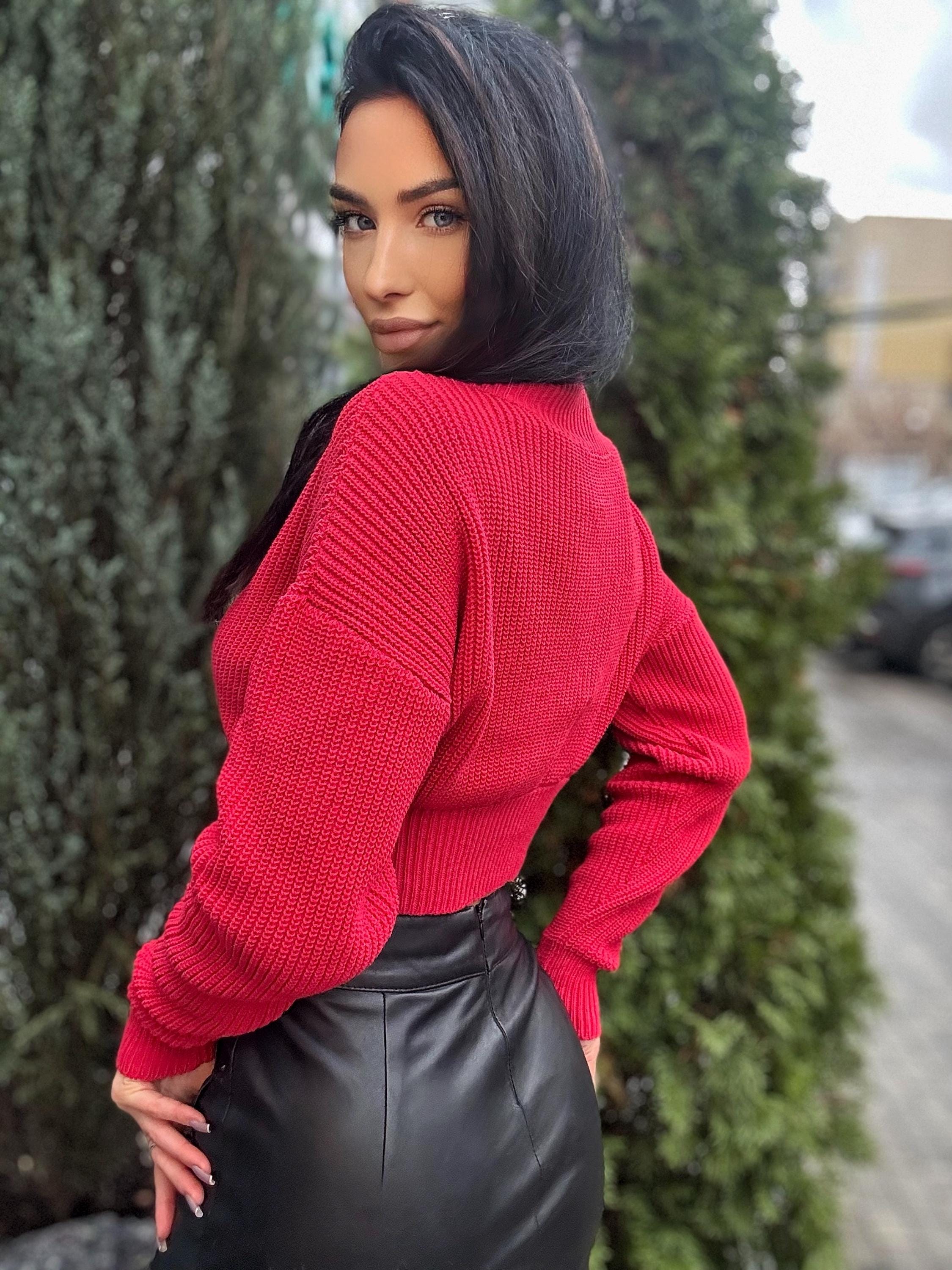 Organic cotton red sweater crop top Cable knit V collar cotton merino wool pullover women Chunky knit black fall oversize sweater V neck