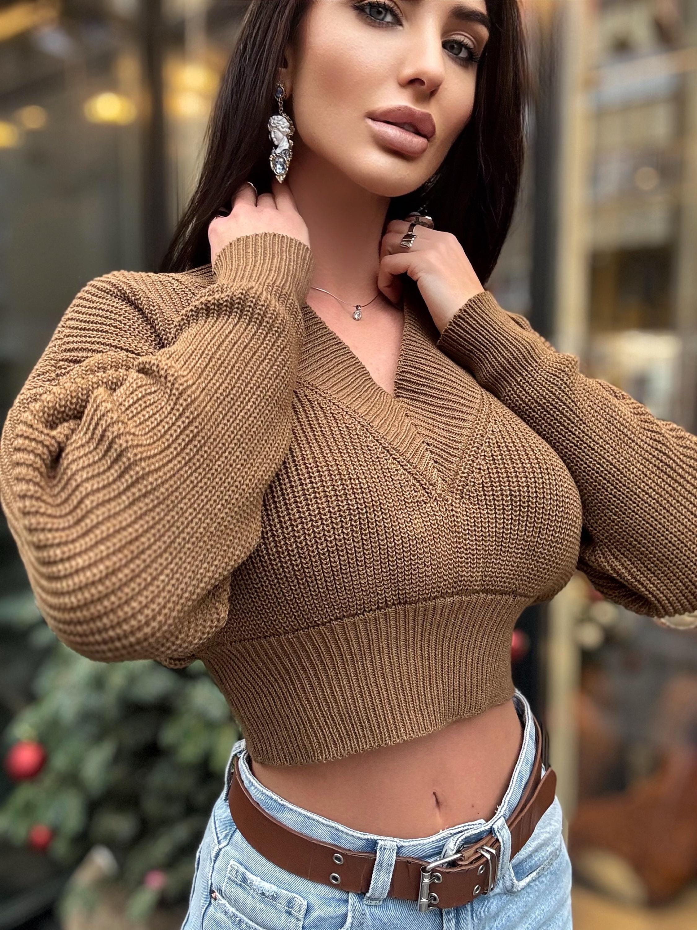 Organic cotton light brown sweater crop top Cable knit V collar dark beige cotton merino wool pullover Chunky knit black fall oversiz V neck
