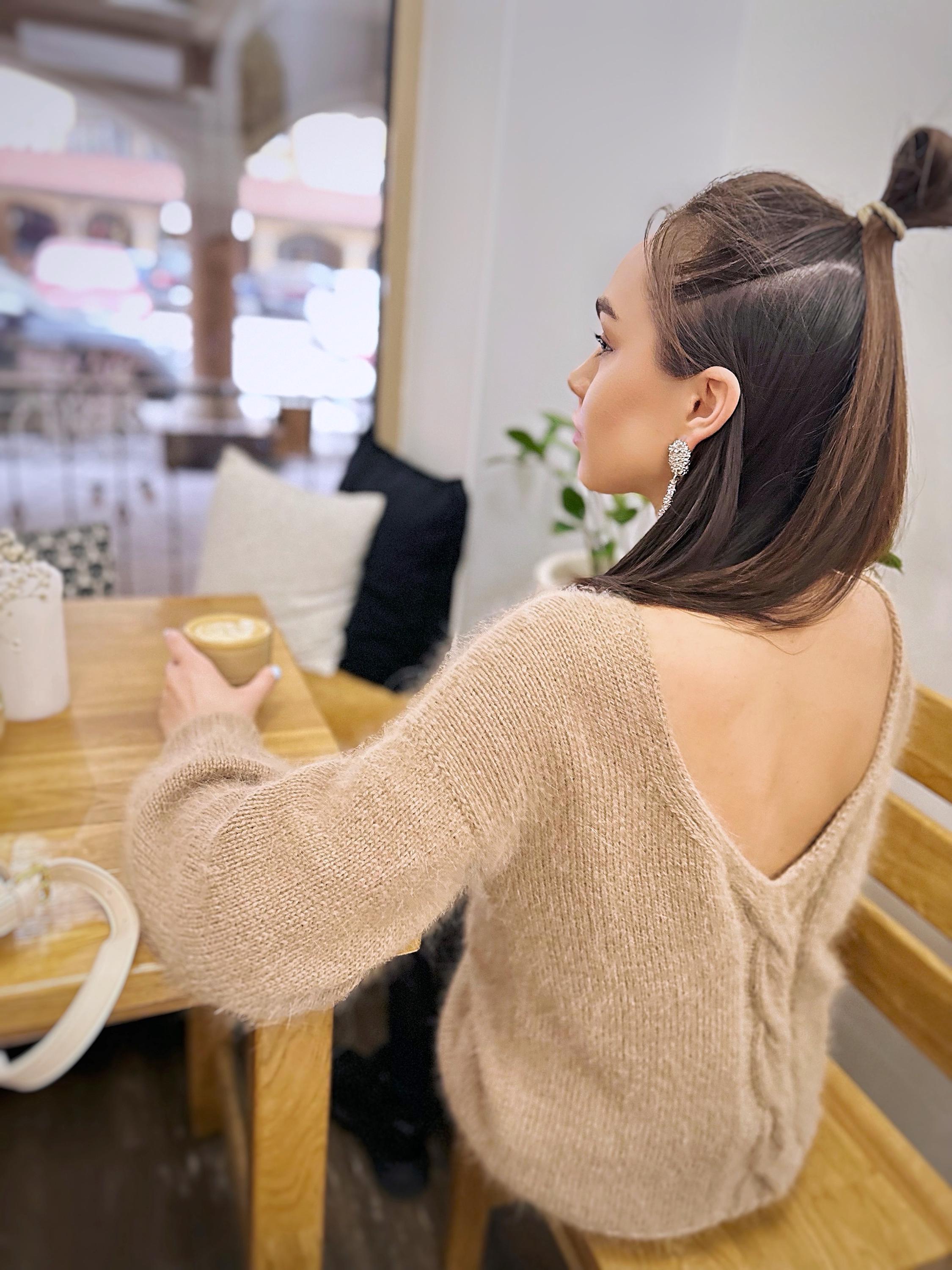 Hand knit angora wool beige V nek sweater Open back Deep neckline Pastel cozy fluffy angora pullover oversized Top long sleevs