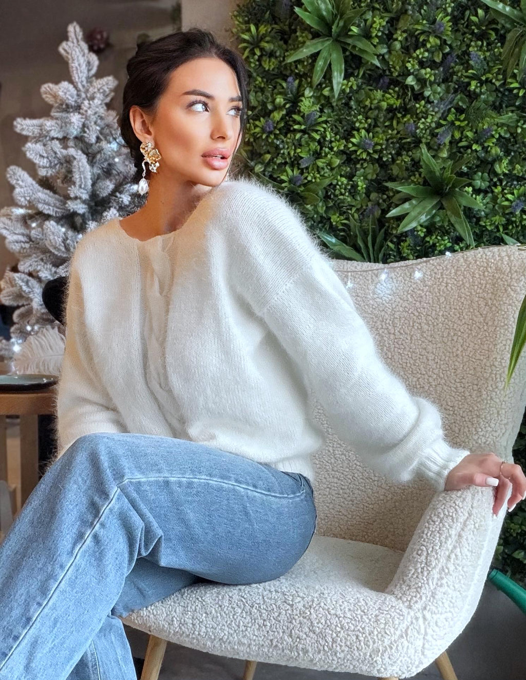 Hand knit White Milk angora sweater Open back Deep neckline Knit fluffy angora pullover Loose fit oversized V-neck Top long sleevs