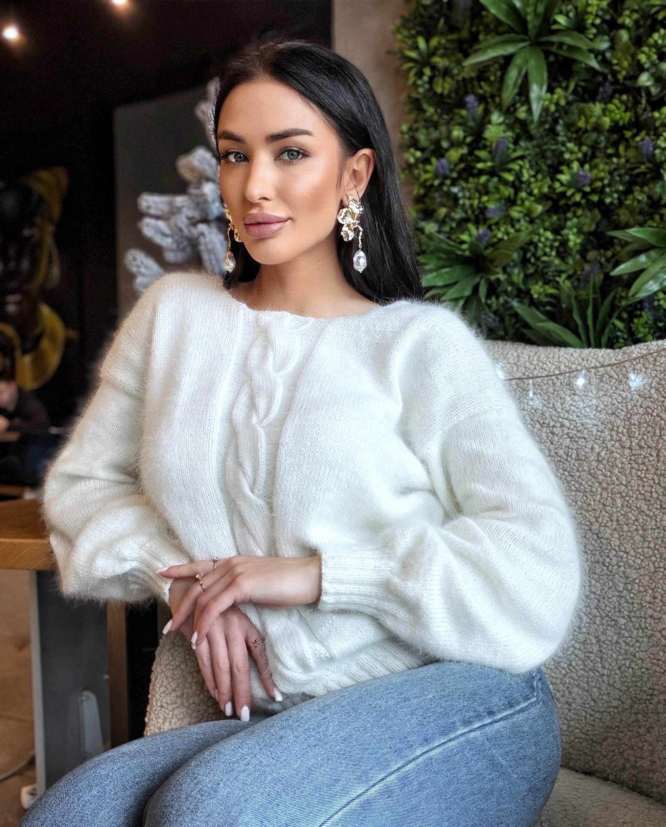 Hand knit White Milk angora sweater Open back Deep neckline Knit fluffy angora pullover Loose fit oversized V-neck Top long sleevs