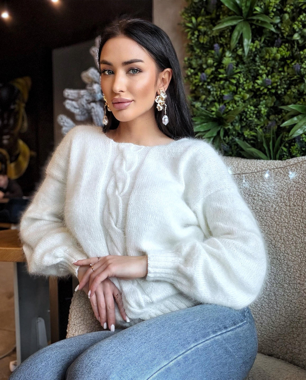 Angora wool double-sided white mil knit sweater V-neck Open back Deep neckline Knit fluffy angora pullover Loose fit oversized V-neck Top