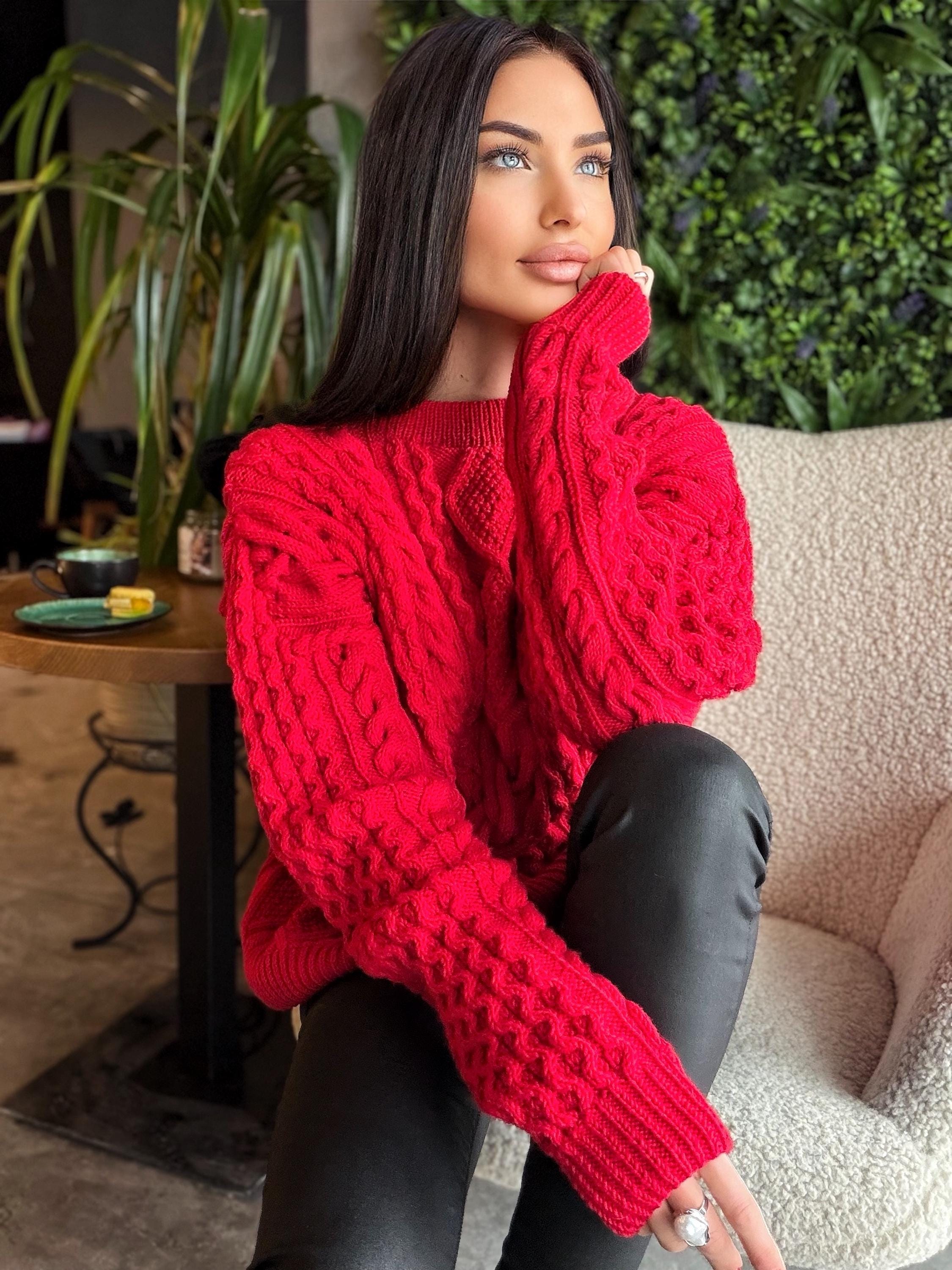 Aran hand knit Red Merino Wool Scandinavian Sweater Chunky knit oversized pullover Oversize crop sweater Women cable knit sweater