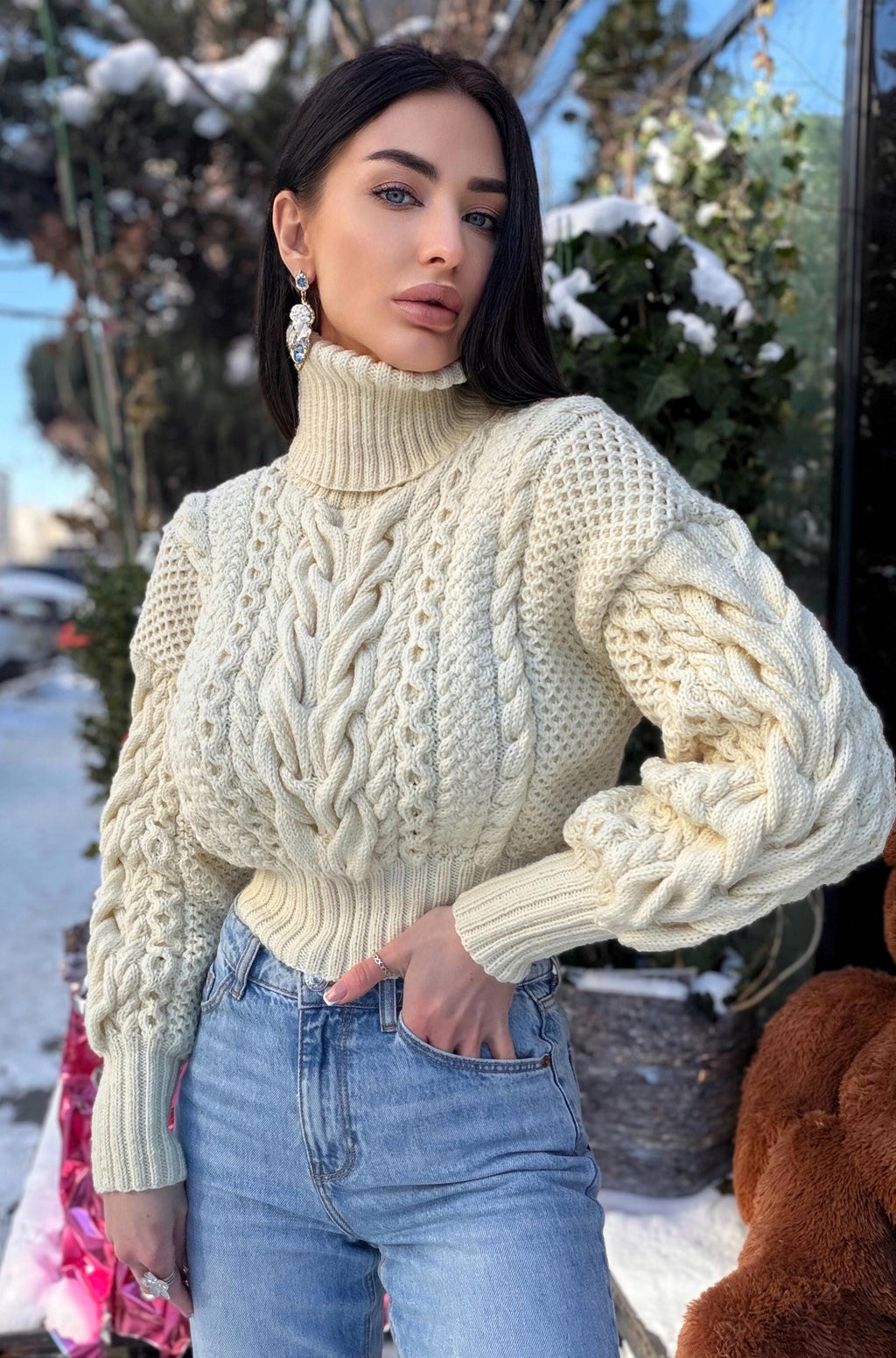 Cropped handmade white milk cream 100% merino wool aran sweater turtleneck Chunky Knit Pullover Womens Cable knit merino wool winter jumper