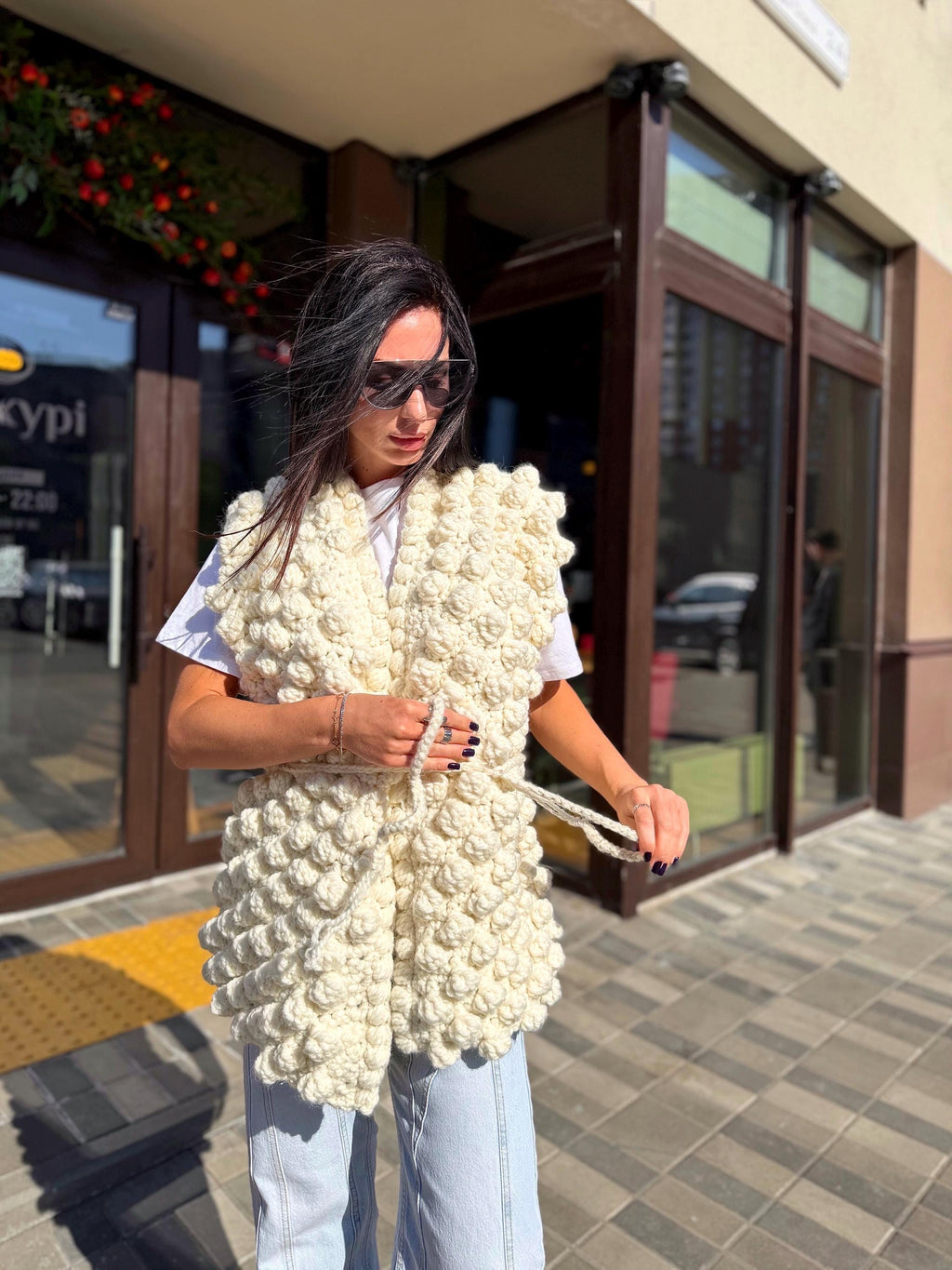 Crochet hand made alpaca wool milk cream sweater vest « balls» Chunky hand knit wool large long bubbles vest sleeveless with a knitted belt