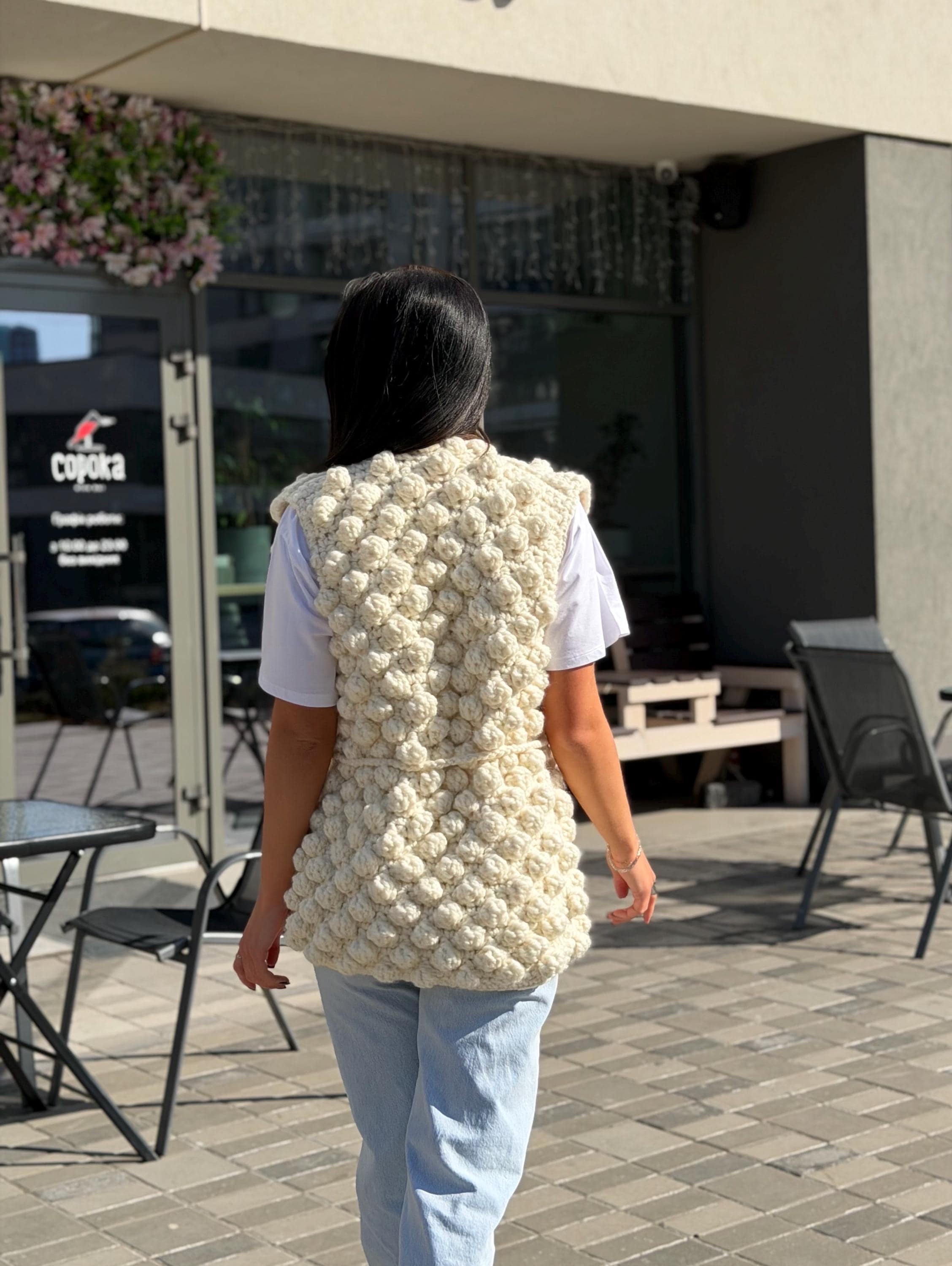 Crochet alpaca milk cream sweater vest «Popcorn» Chunki hand knit wool large long bubbles vest sleeveless with a knitted belt
