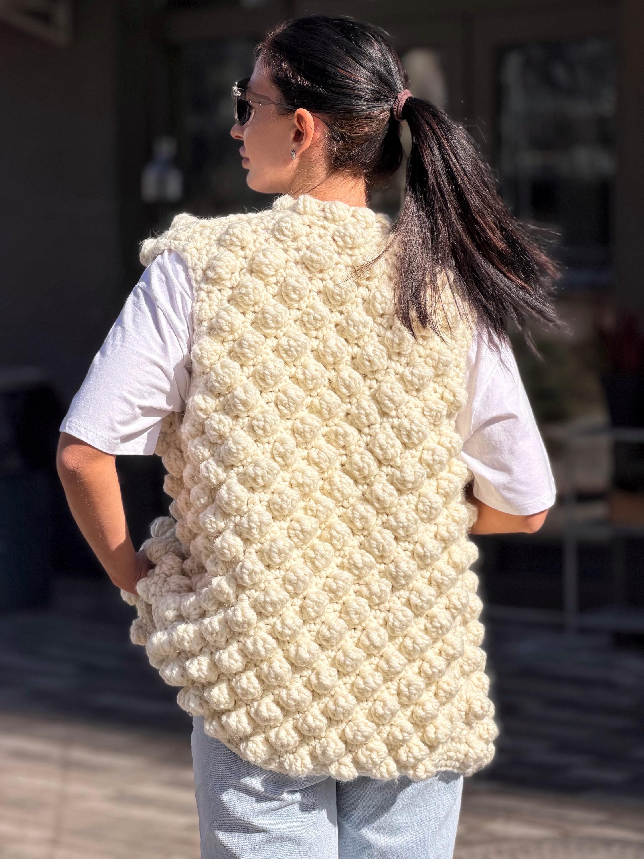 Crochet hand made alpaca wool milk cream sweater vest « balls» Chunky hand knit wool large long bubbles vest sleeveless with a knitted belt