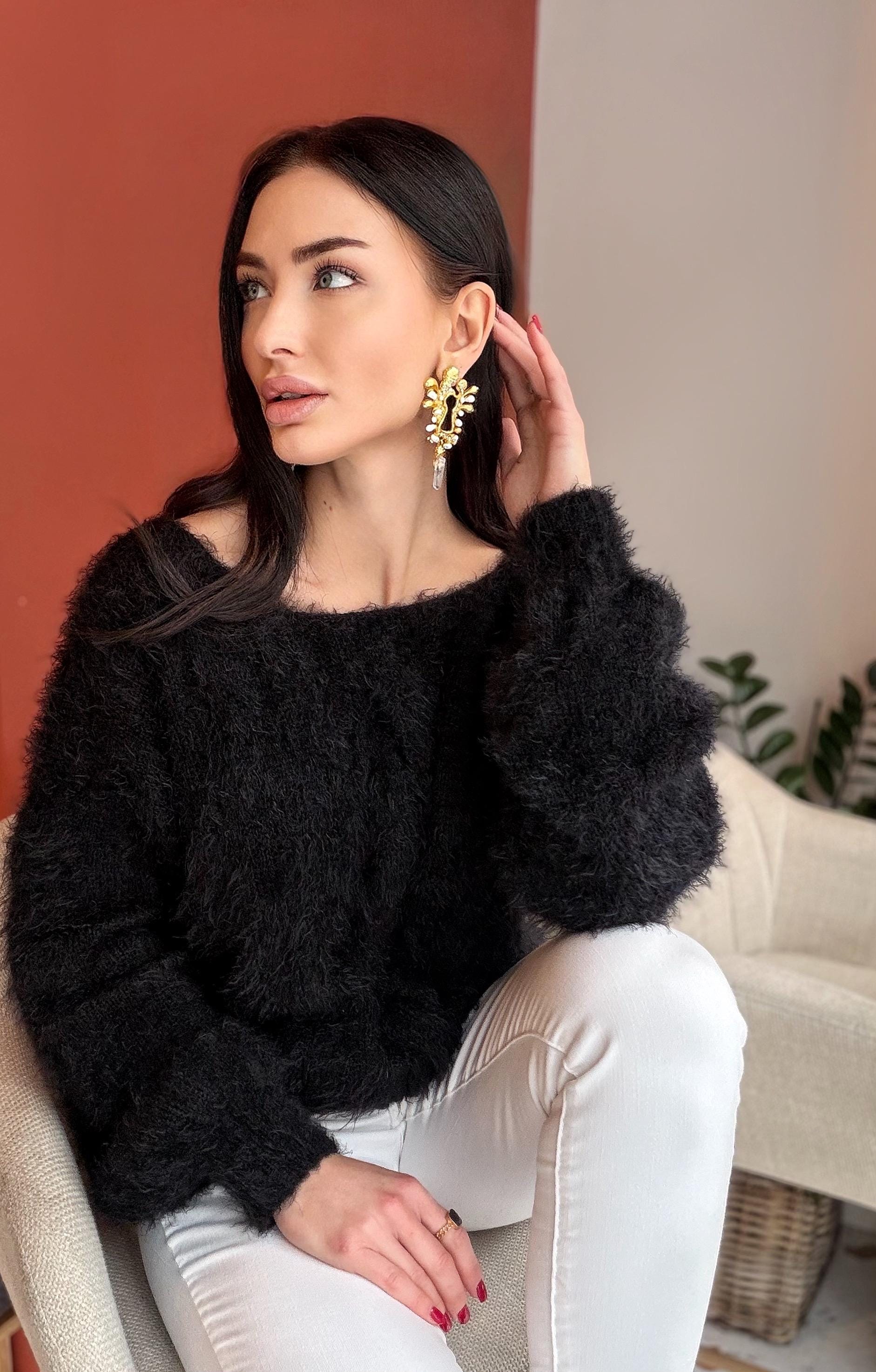 Black soft fluffy wool-free sweater Hand knit body friendly sweater Open back Deep neckline Fluffy pullover Loose fit V-neck angora wool
