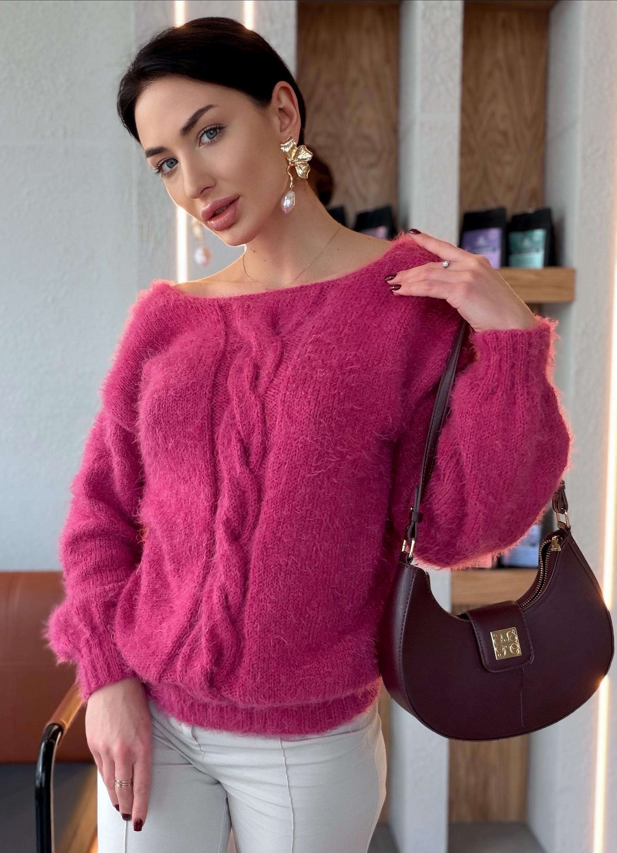 Fluffy fuchsia hand knit body friendly pink rouse open back sweater V - Deep neckline Knit emerald fluffy pullover Oversized V-neck