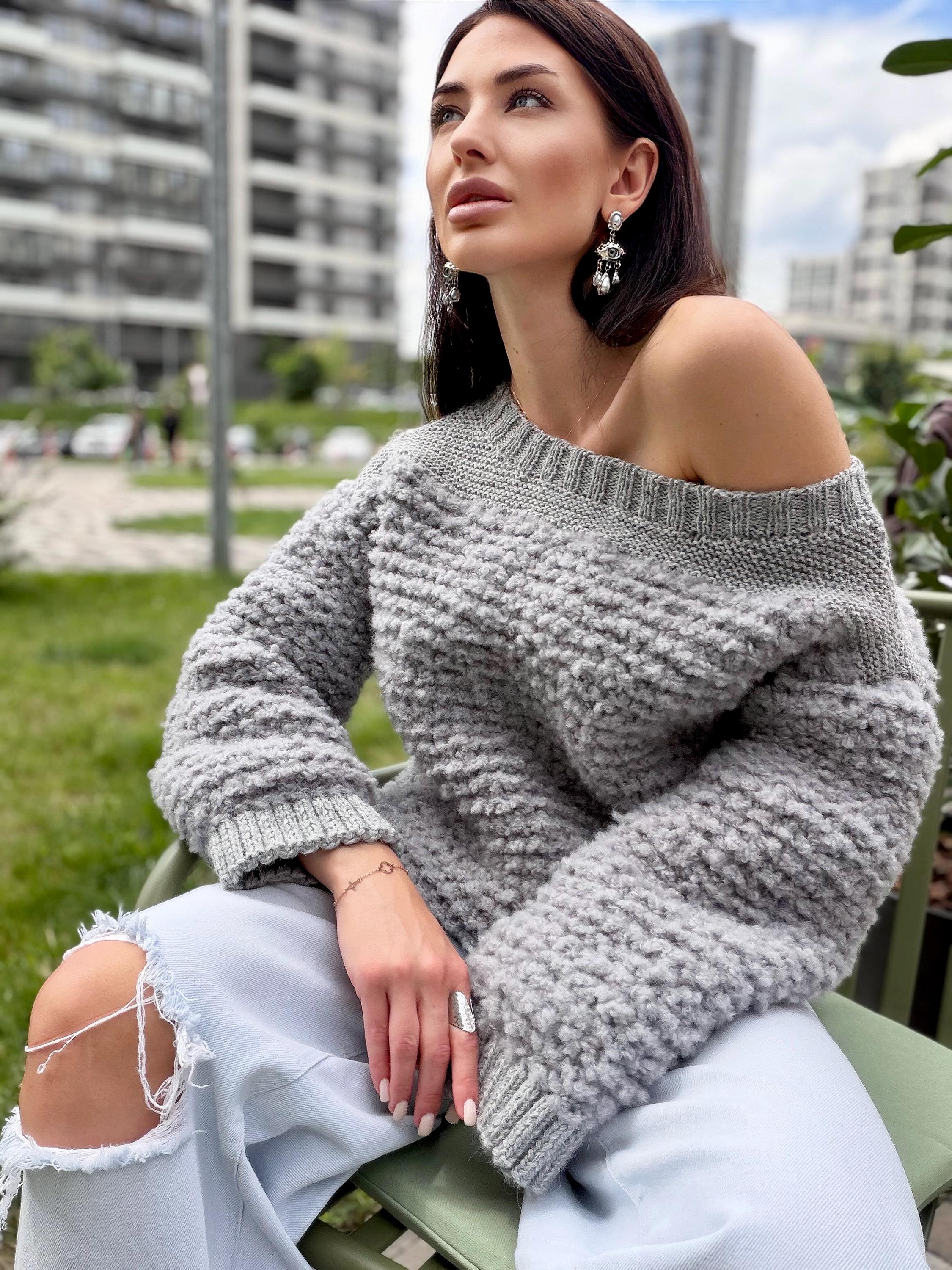 Cable hand knit boucle alpaca wool gray sweater Chunky knit cropped oversize One shoulder big cable knit sweater women